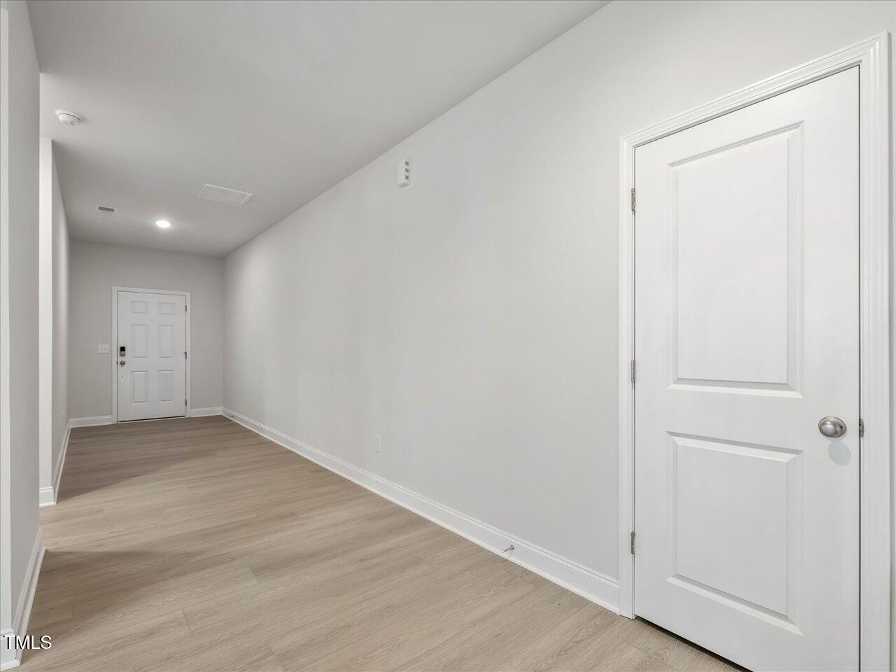 906 Brookfield Drive Property Photo 9