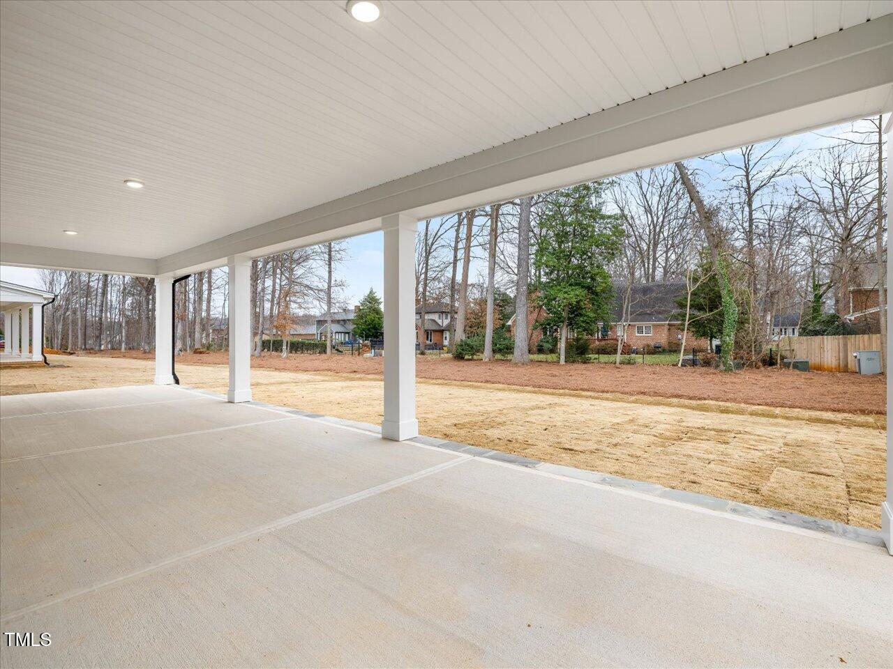 906 Brookfield Drive Property Photo 18