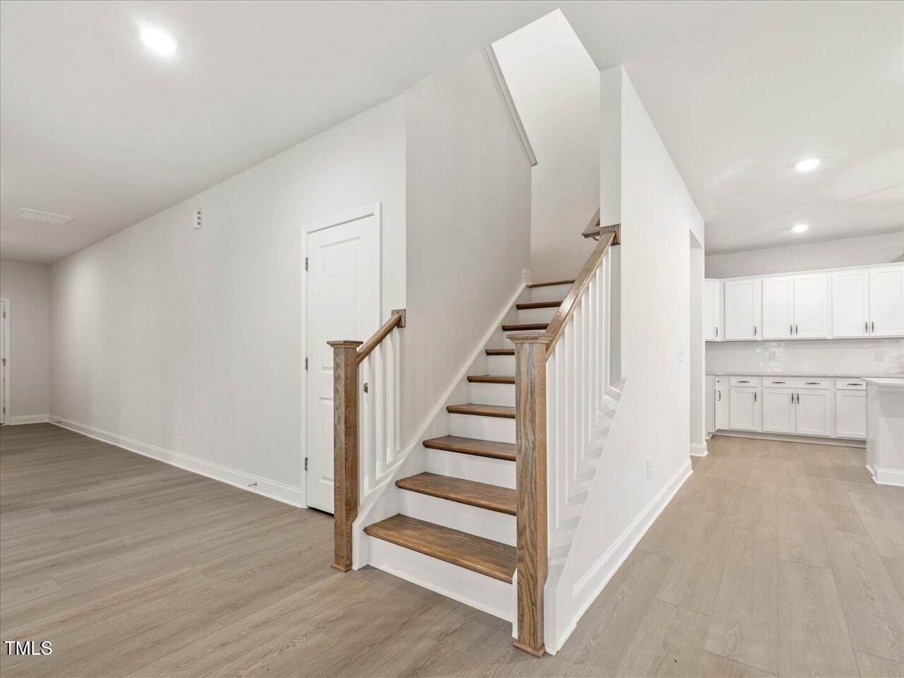 906 Brookfield Drive Property Photo 33