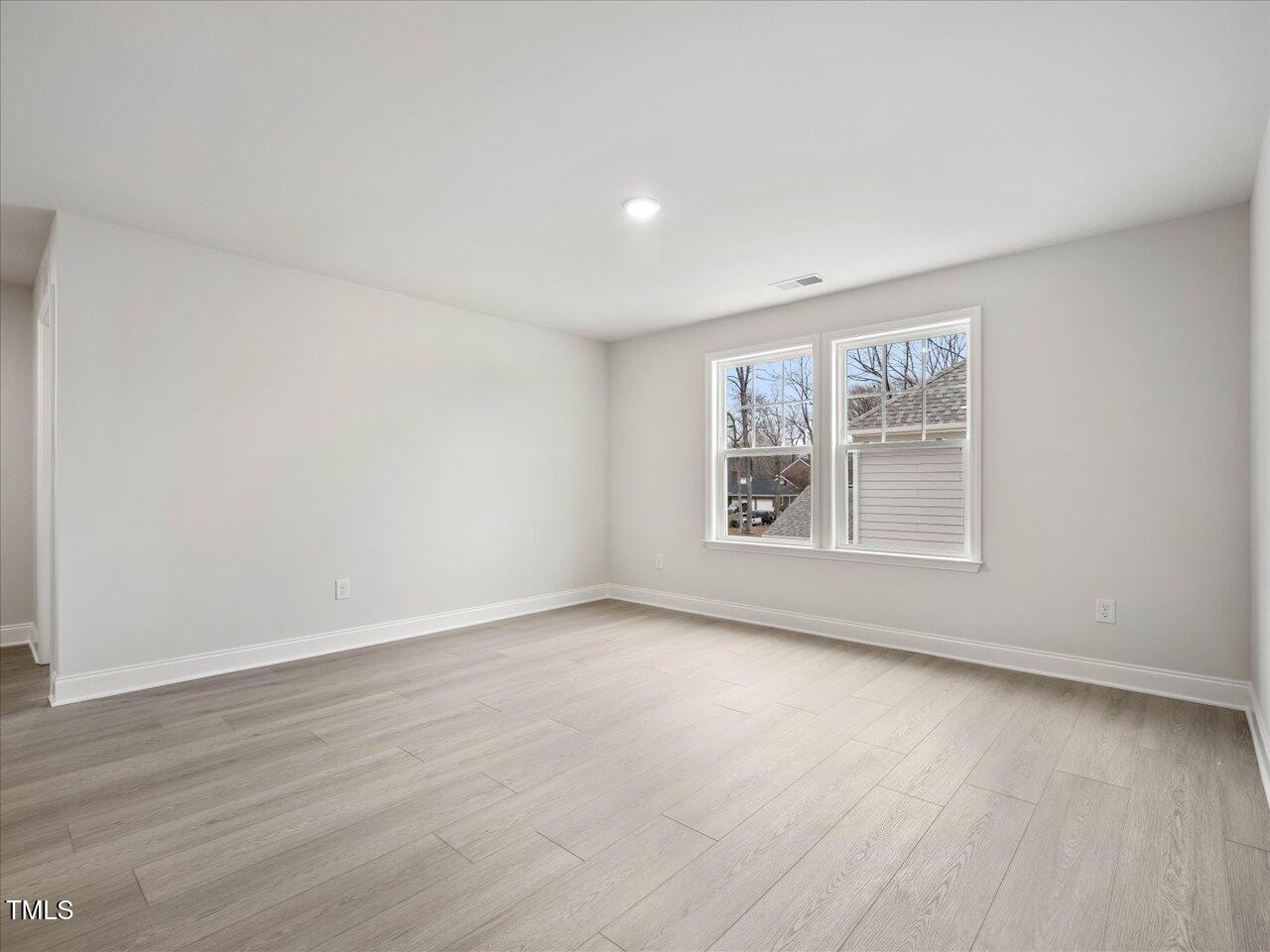 906 Brookfield Drive Property Photo 35