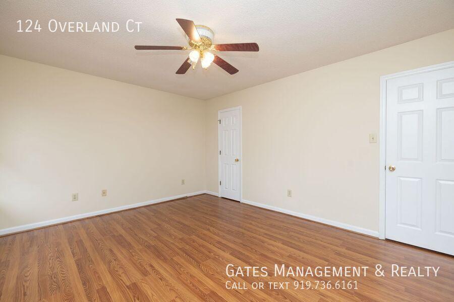 124 Overland Court Property Photo 13