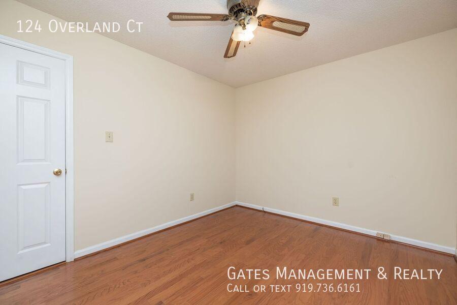 124 Overland Court Property Photo 21