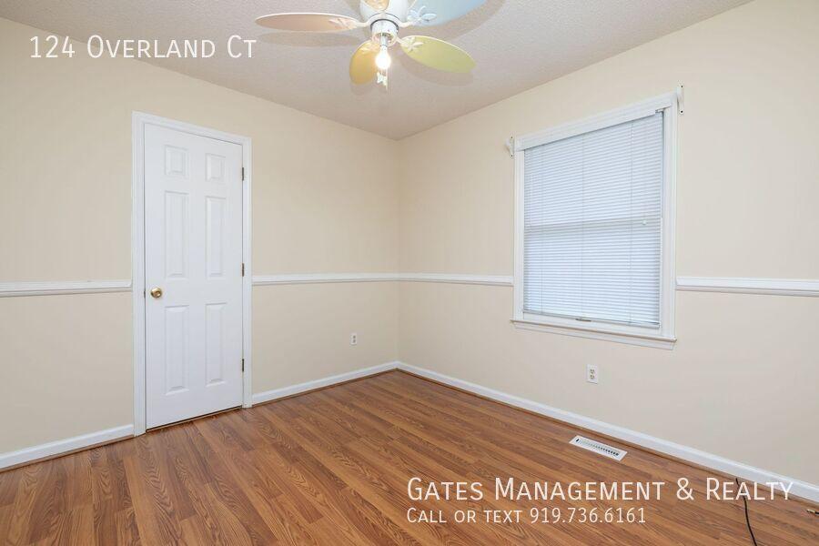 124 Overland Court Property Photo 25