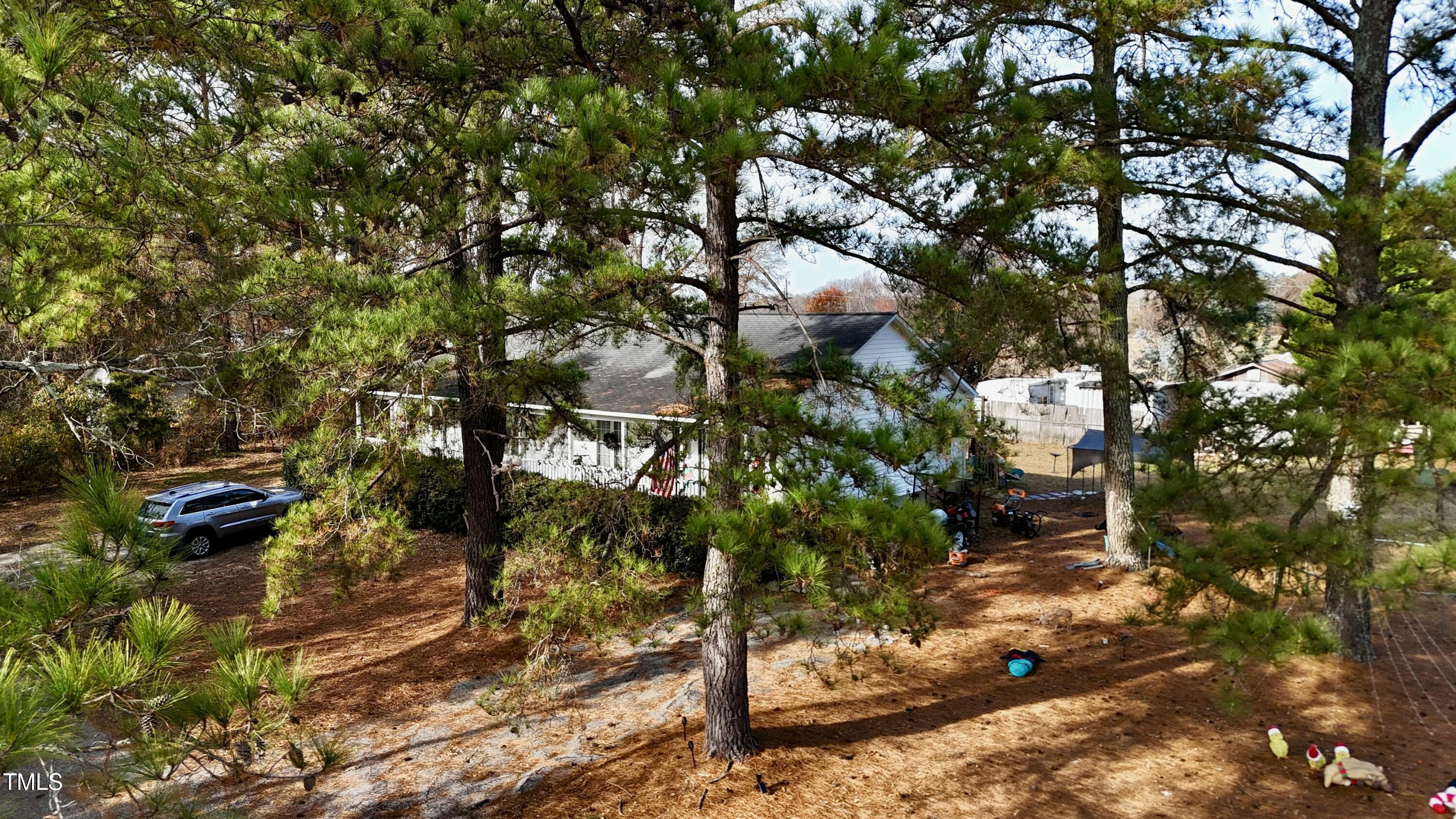 207 Colby Lane Property Photo 12