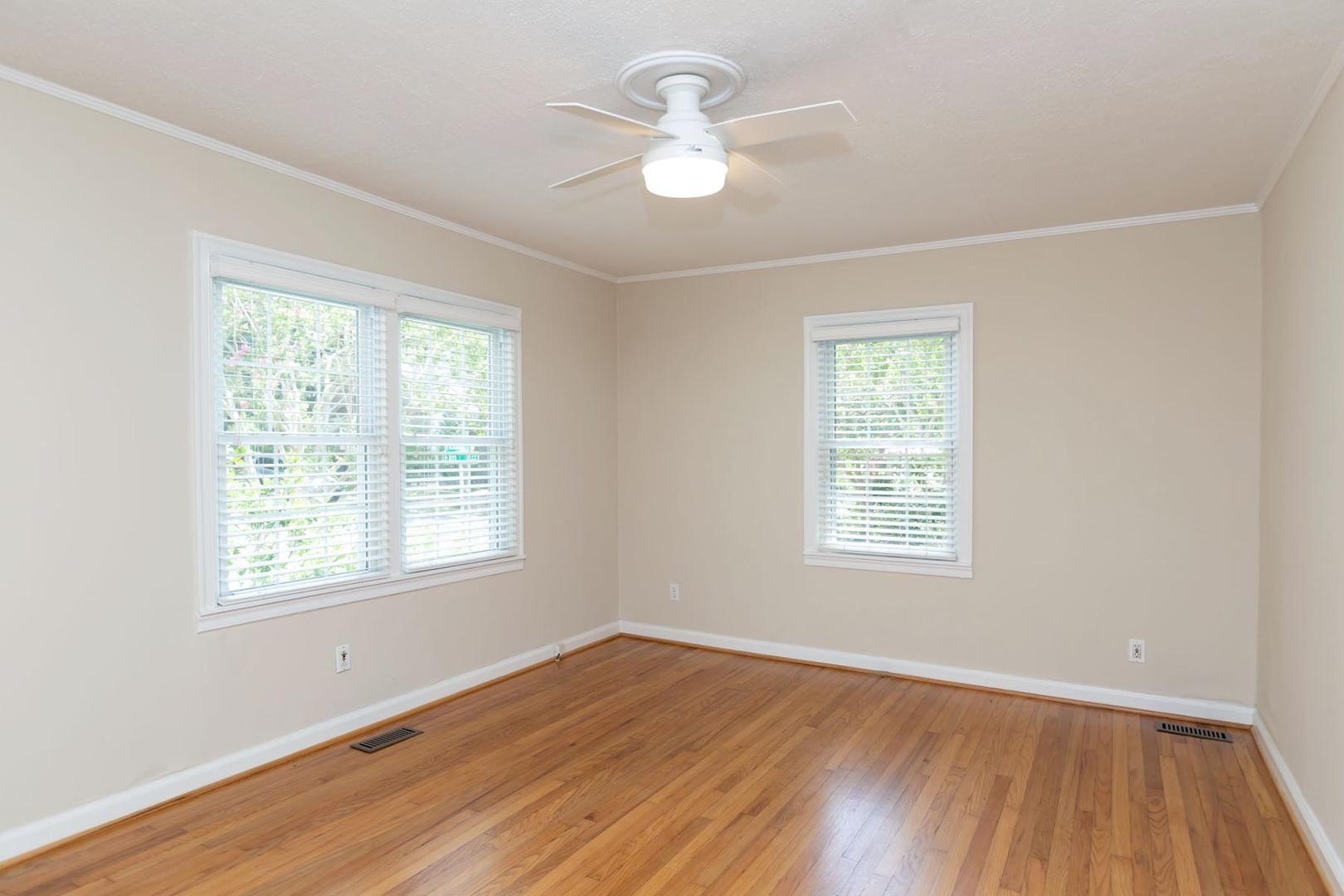 520 Holden Street Property Photo 2