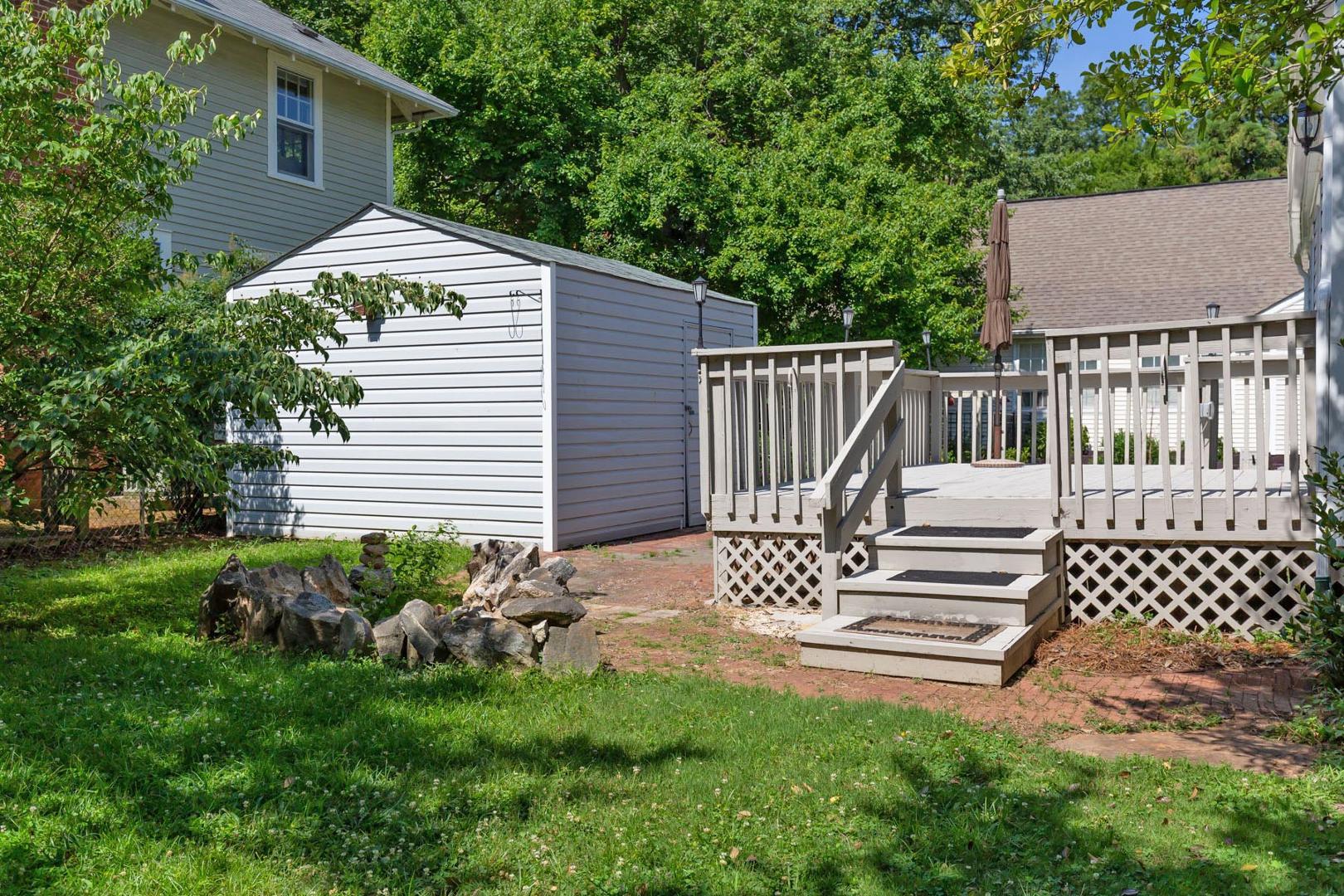 520 Holden Street Property Photo 17