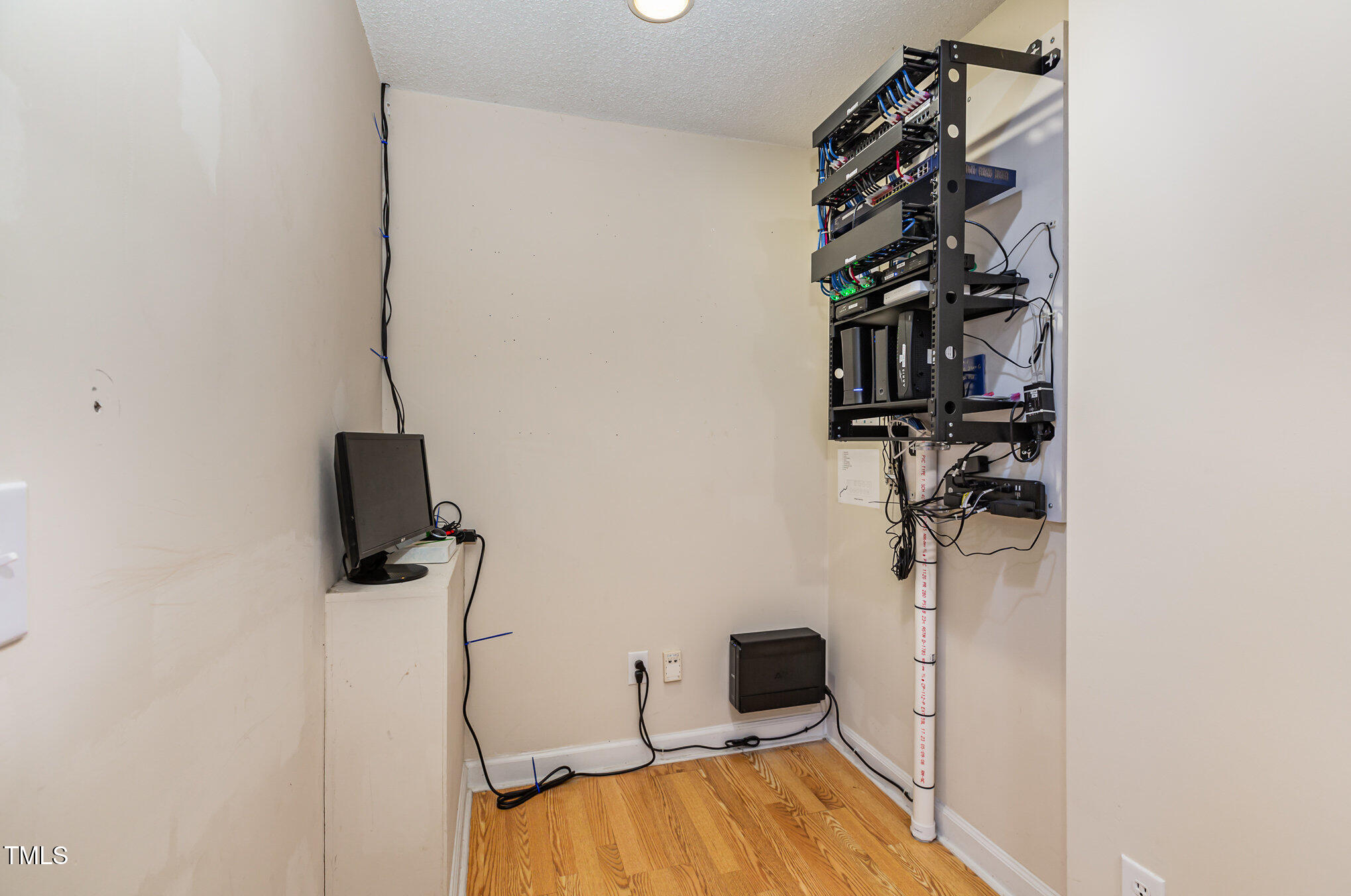250 East Street Property Photo 22