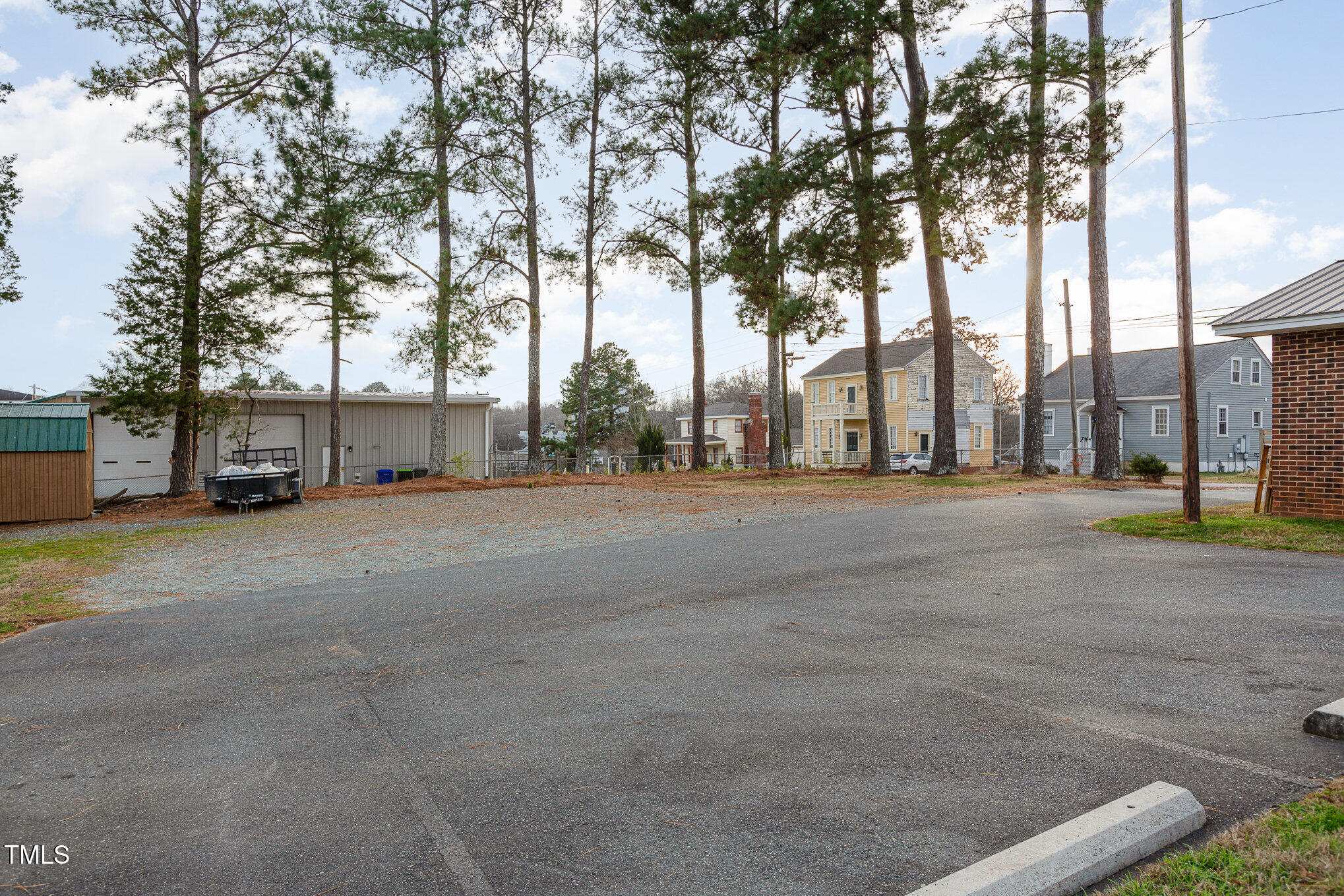 250 East Street Property Photo 25