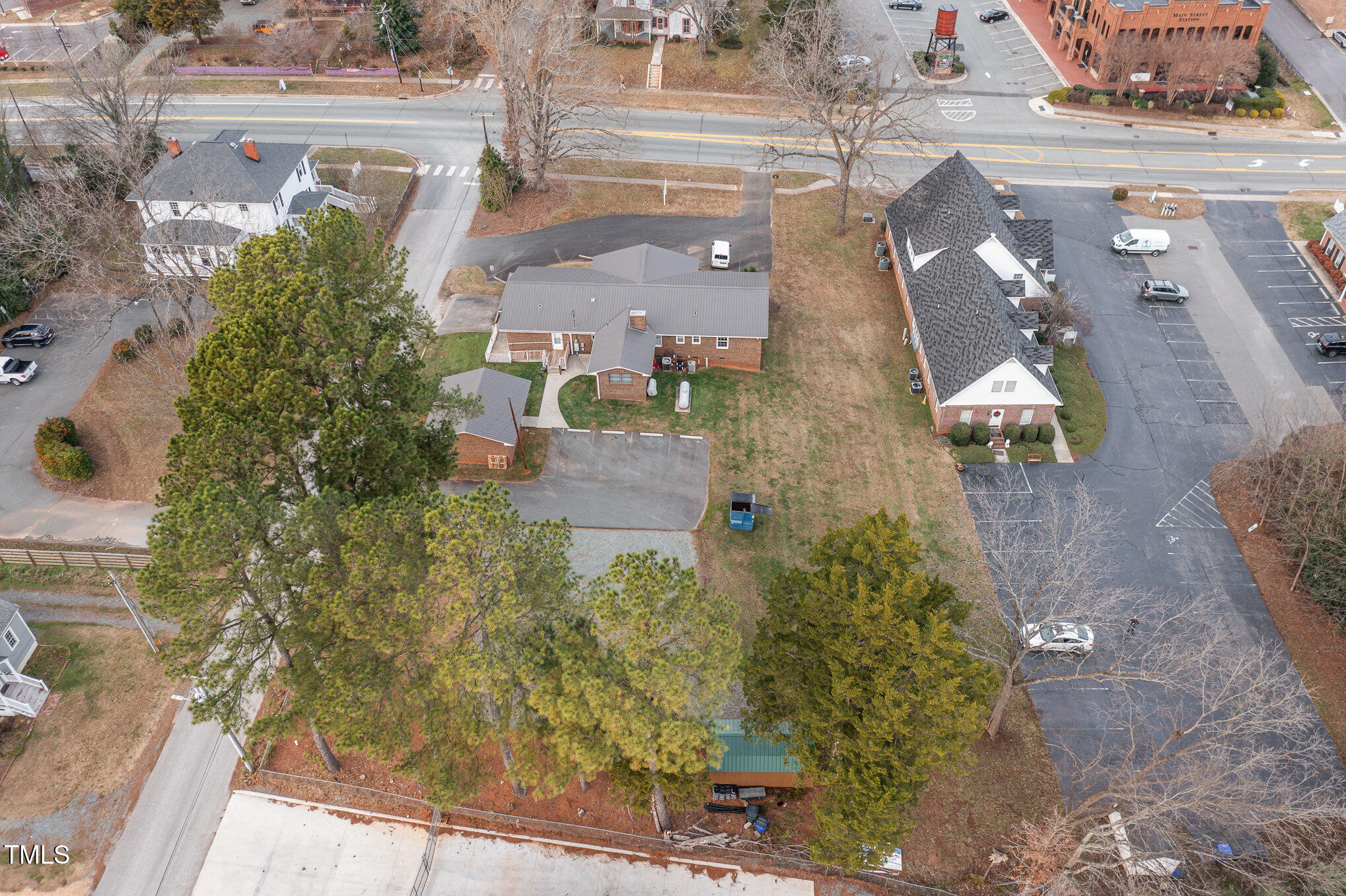 250 East Street Property Photo 29