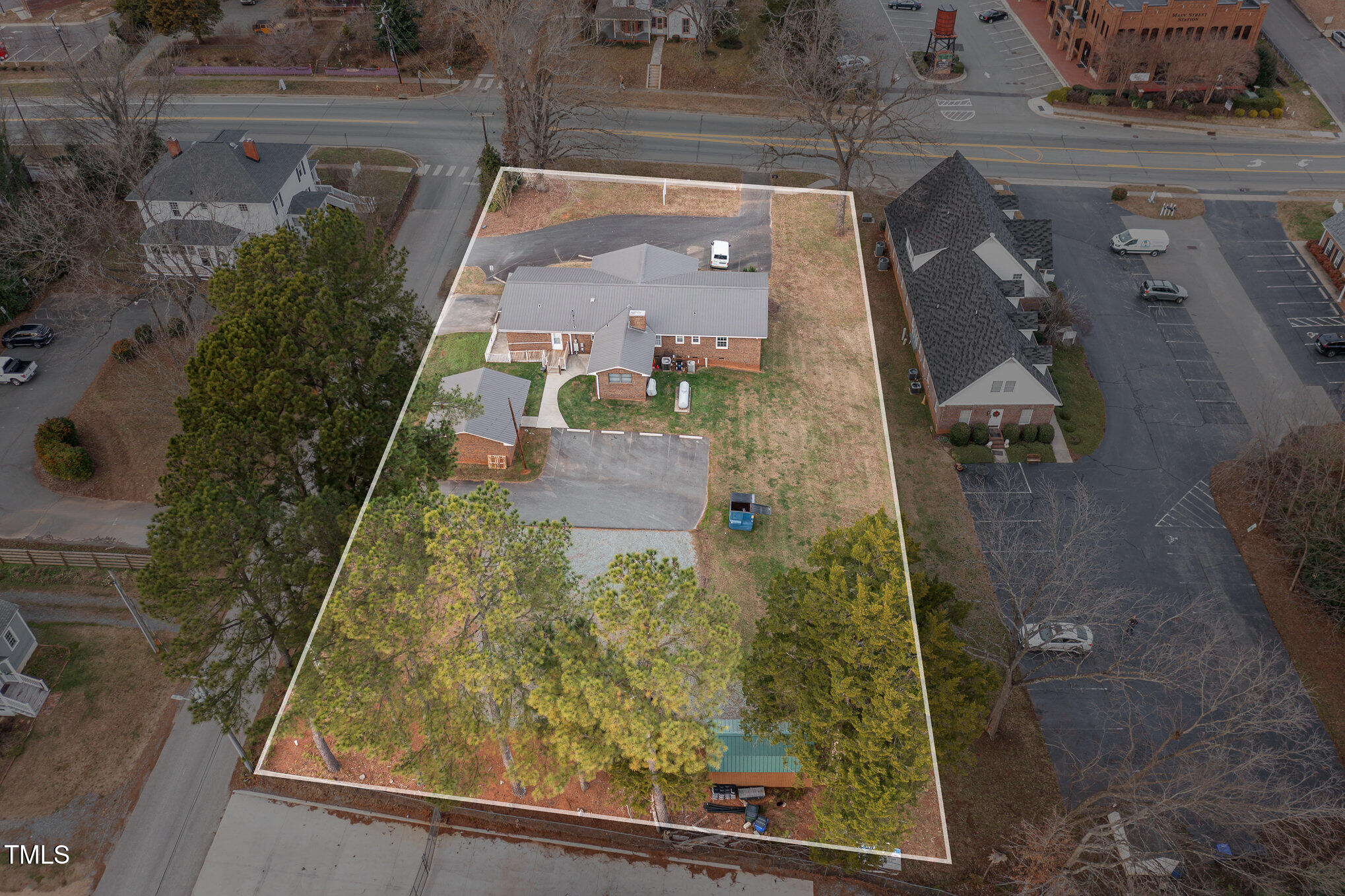 250 East Street Property Photo 33