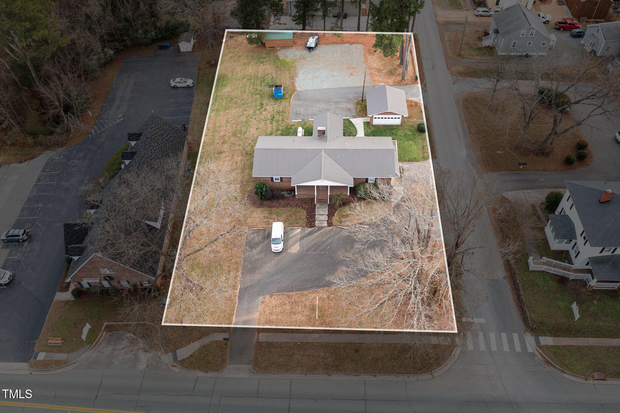 250 East Street Property Photo 34