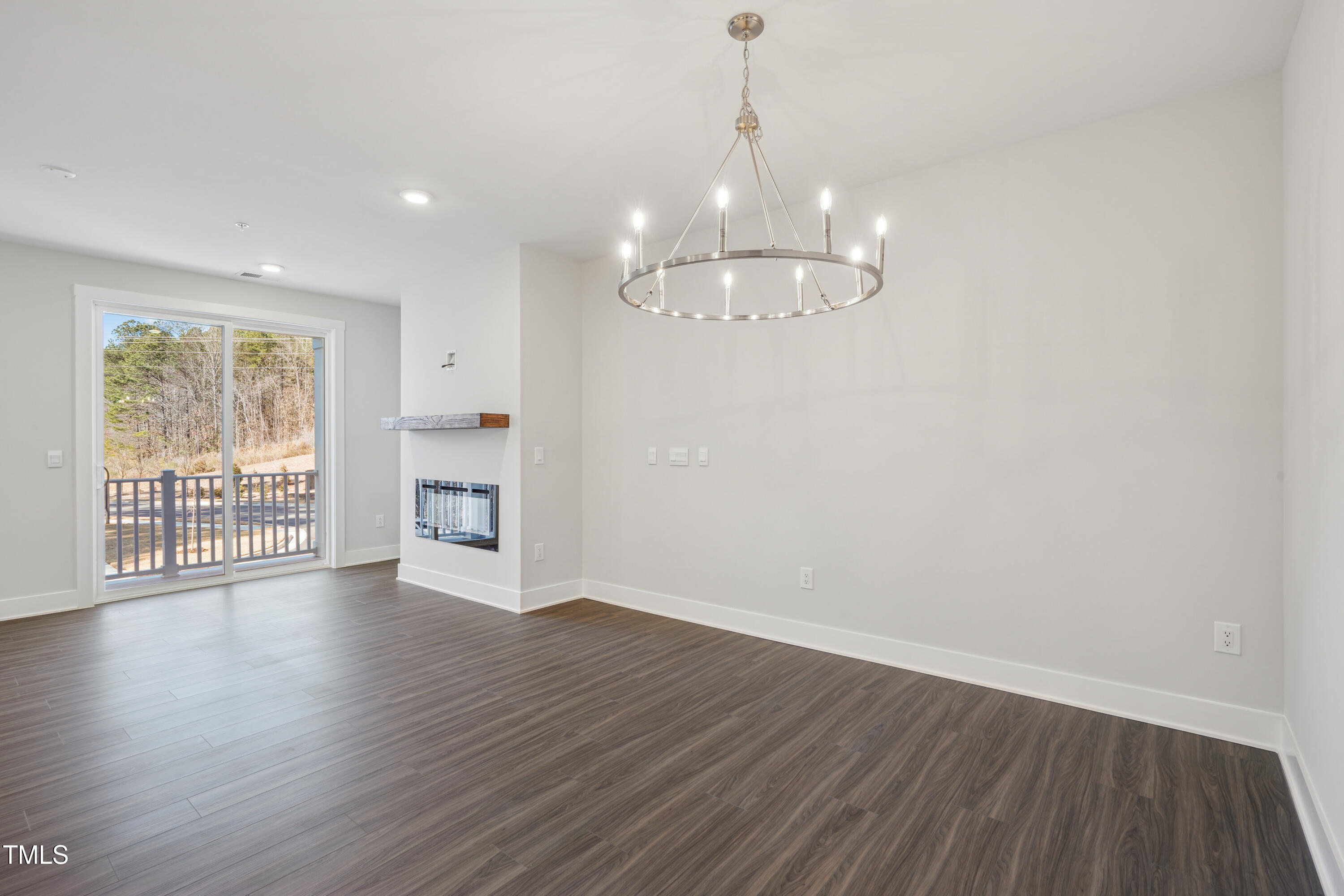 11548 Helmond Way # 118 Property Photo 6
