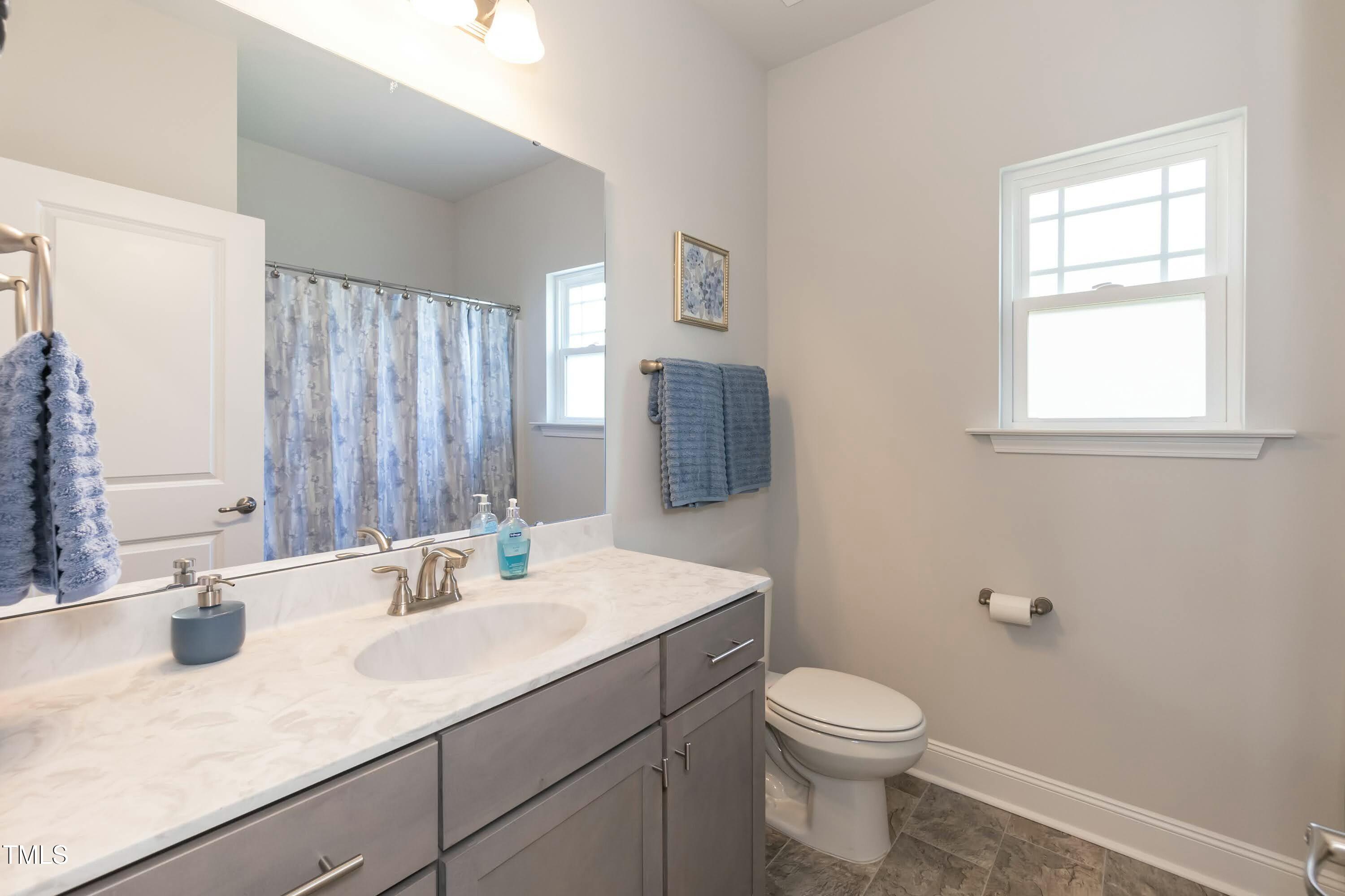 596 Ravensworth Drive Property Photo 27