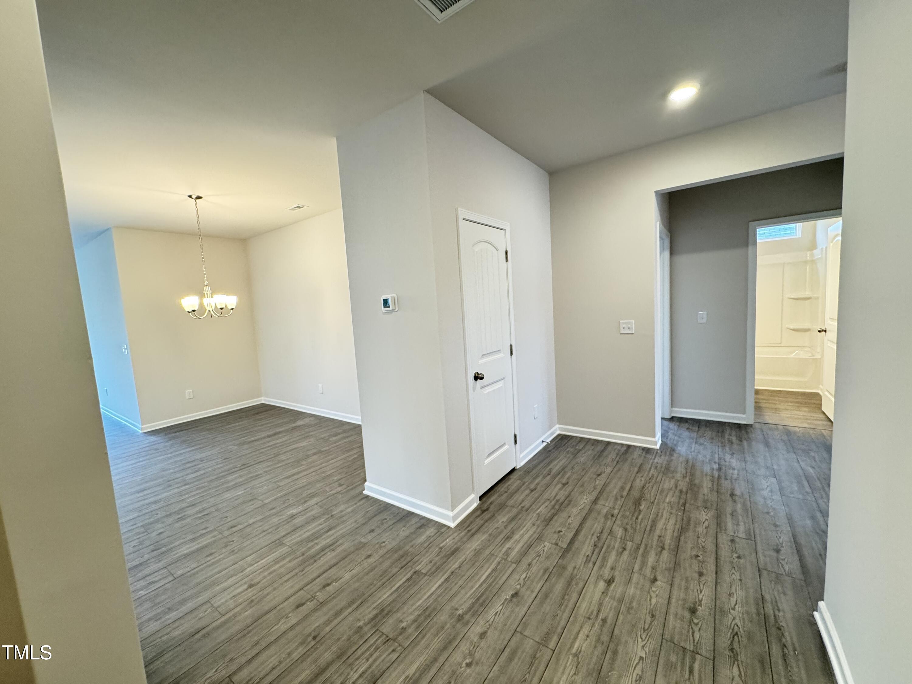 166 Vega Loop Property Photo 6