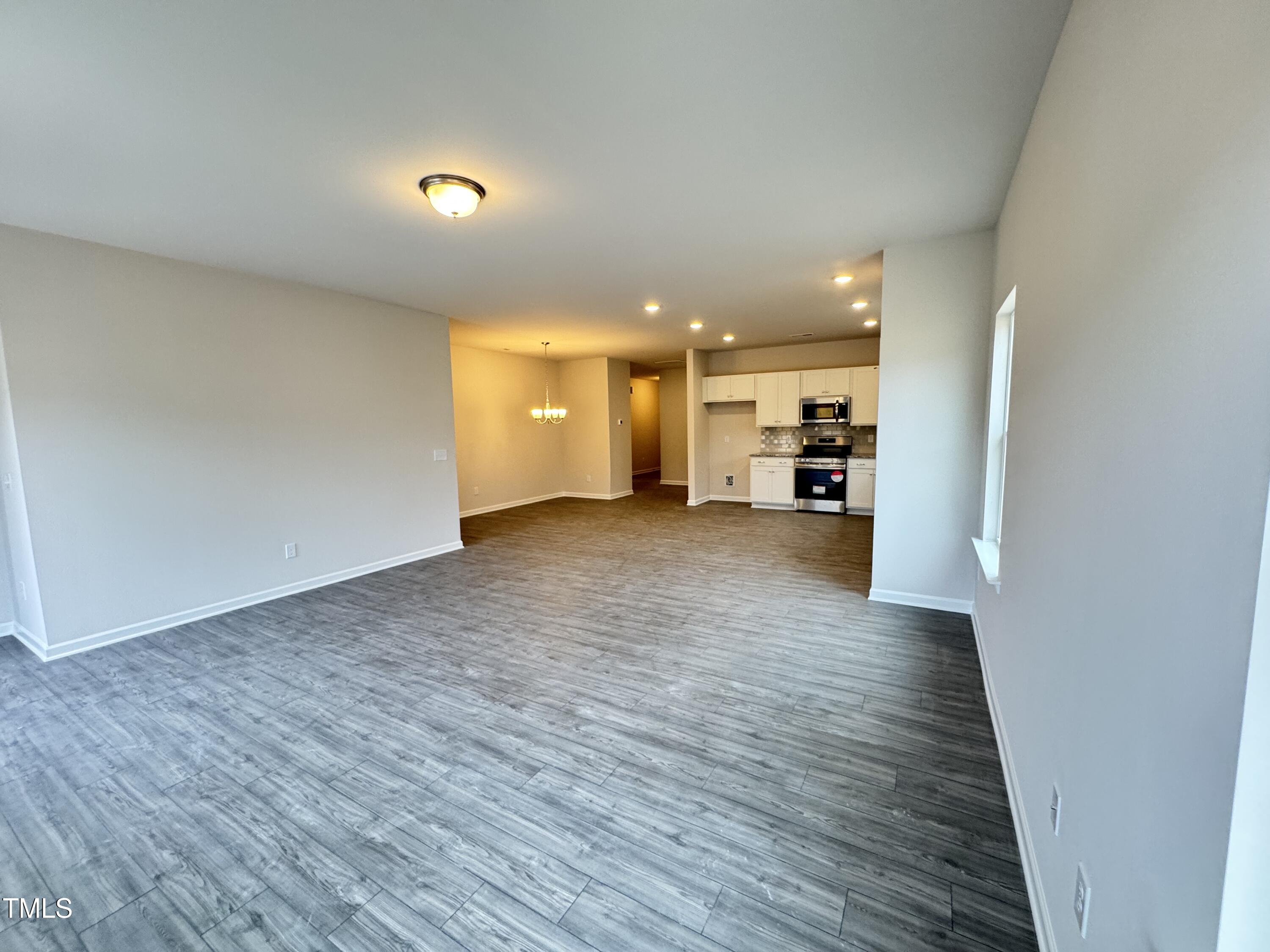 166 Vega Loop Property Photo 10