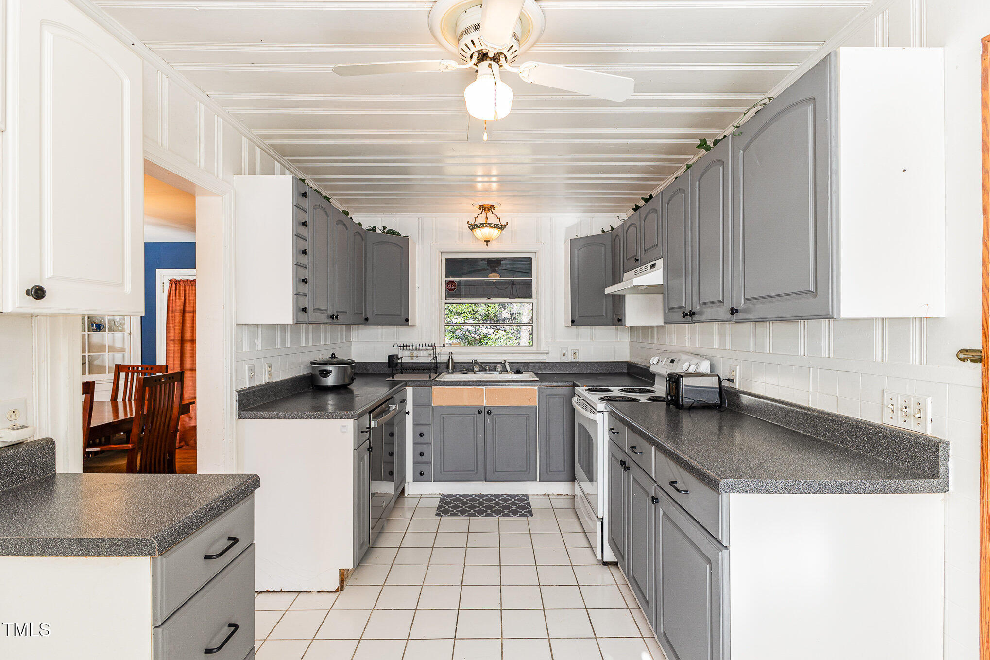 107 Justice Street Property Photo 7