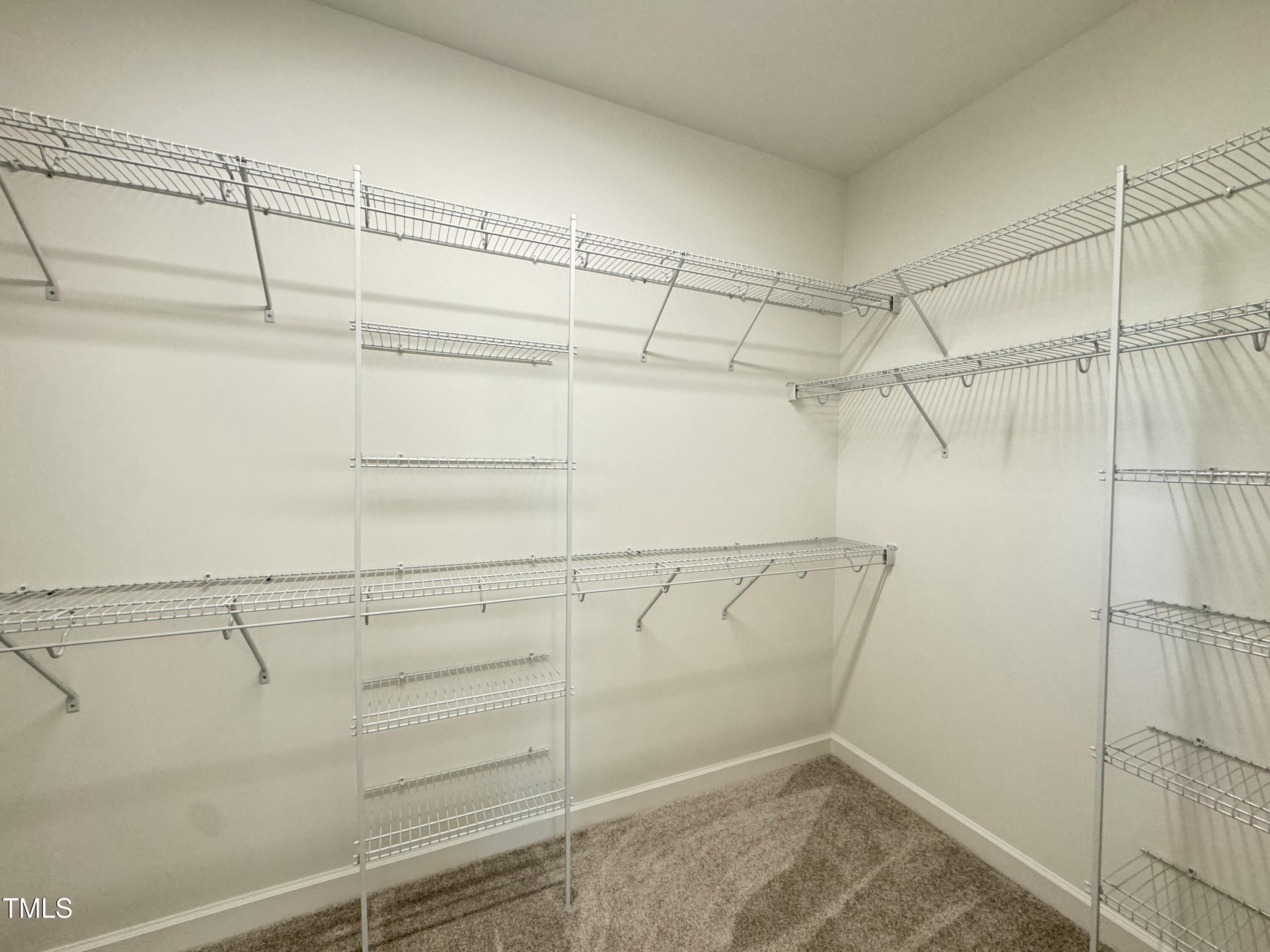 110 E Sillinger Drive Property Photo 21