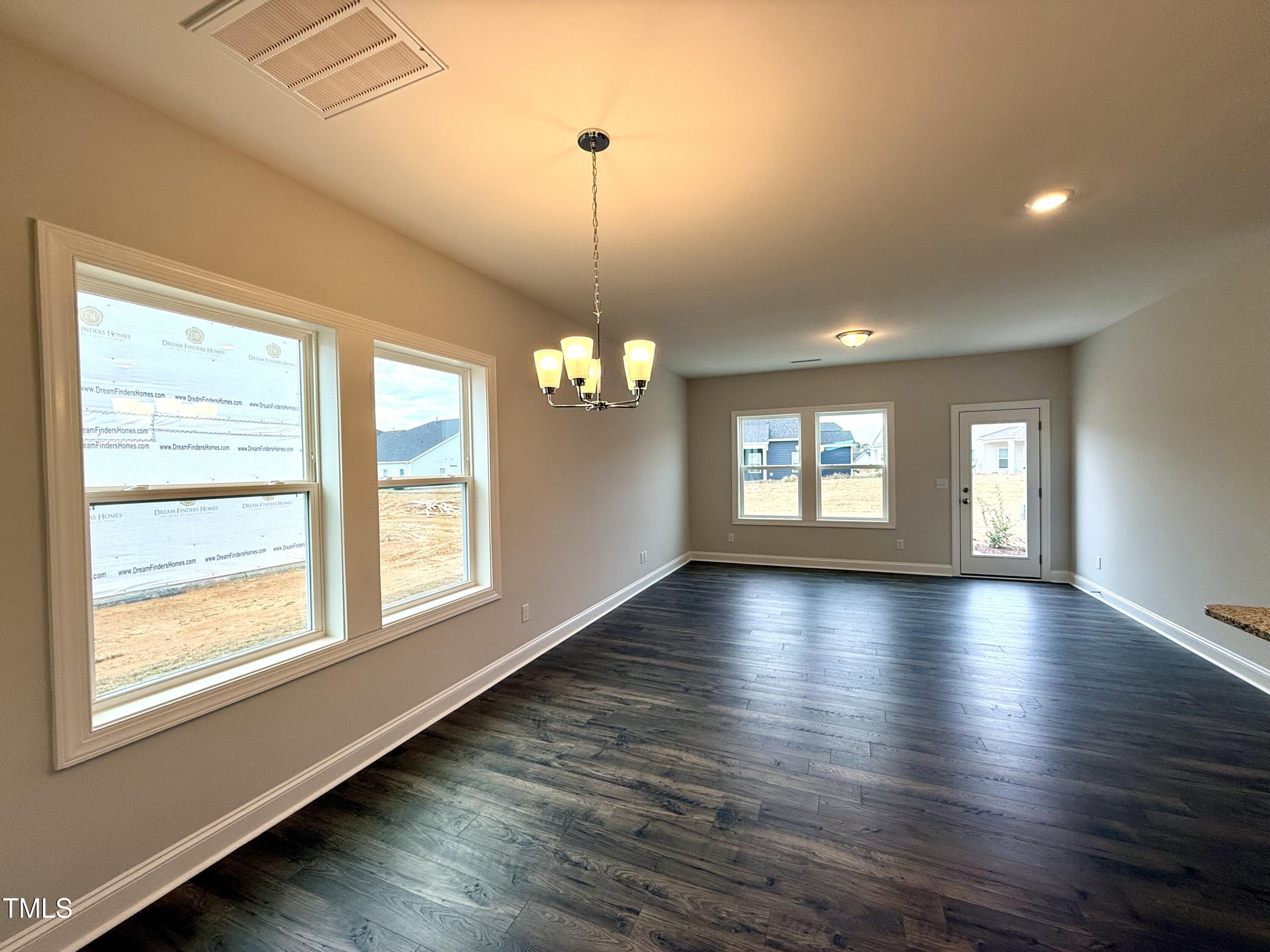523 Eversden Drive Property Photo 3