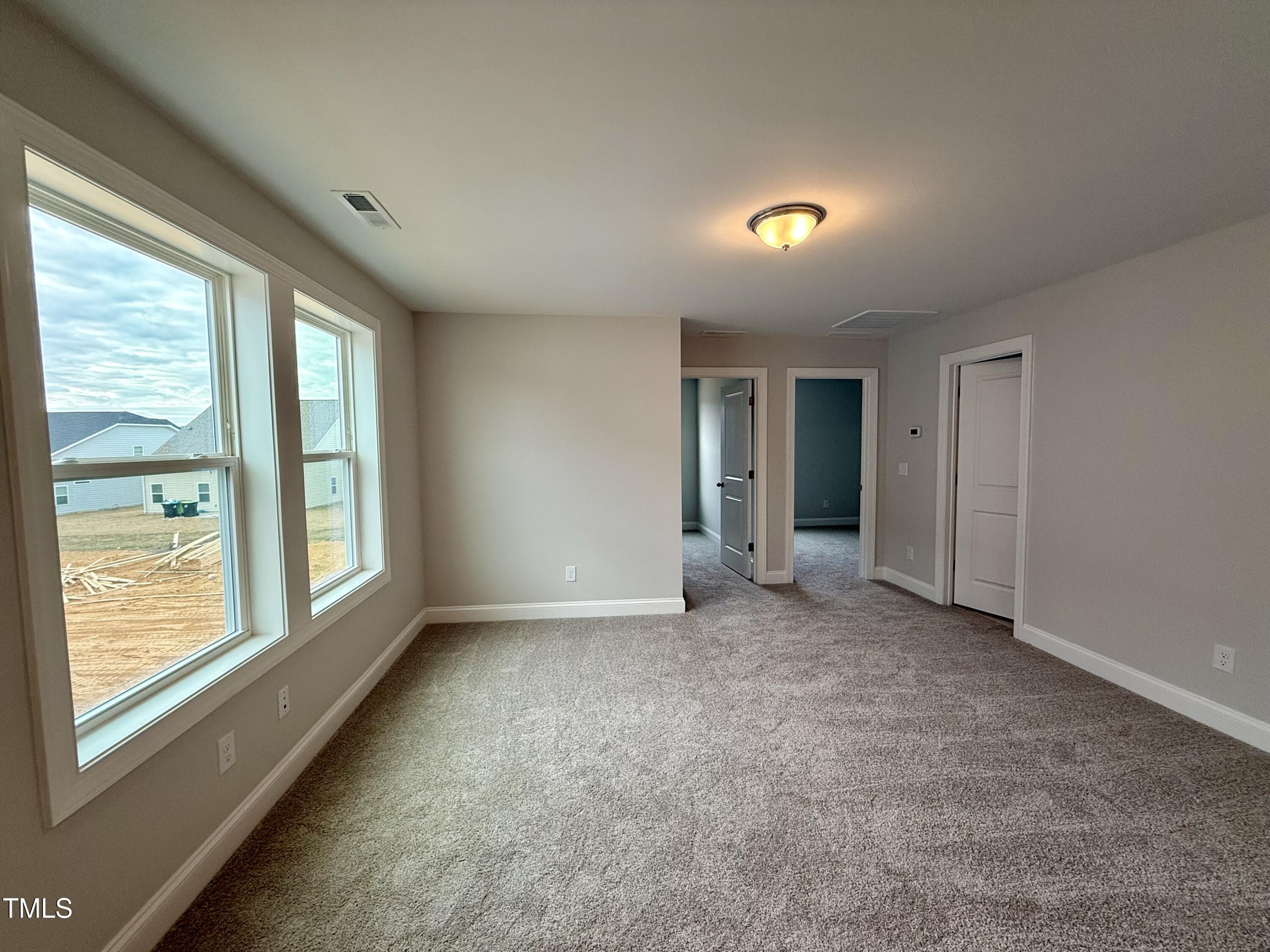523 Eversden Drive Property Photo 6