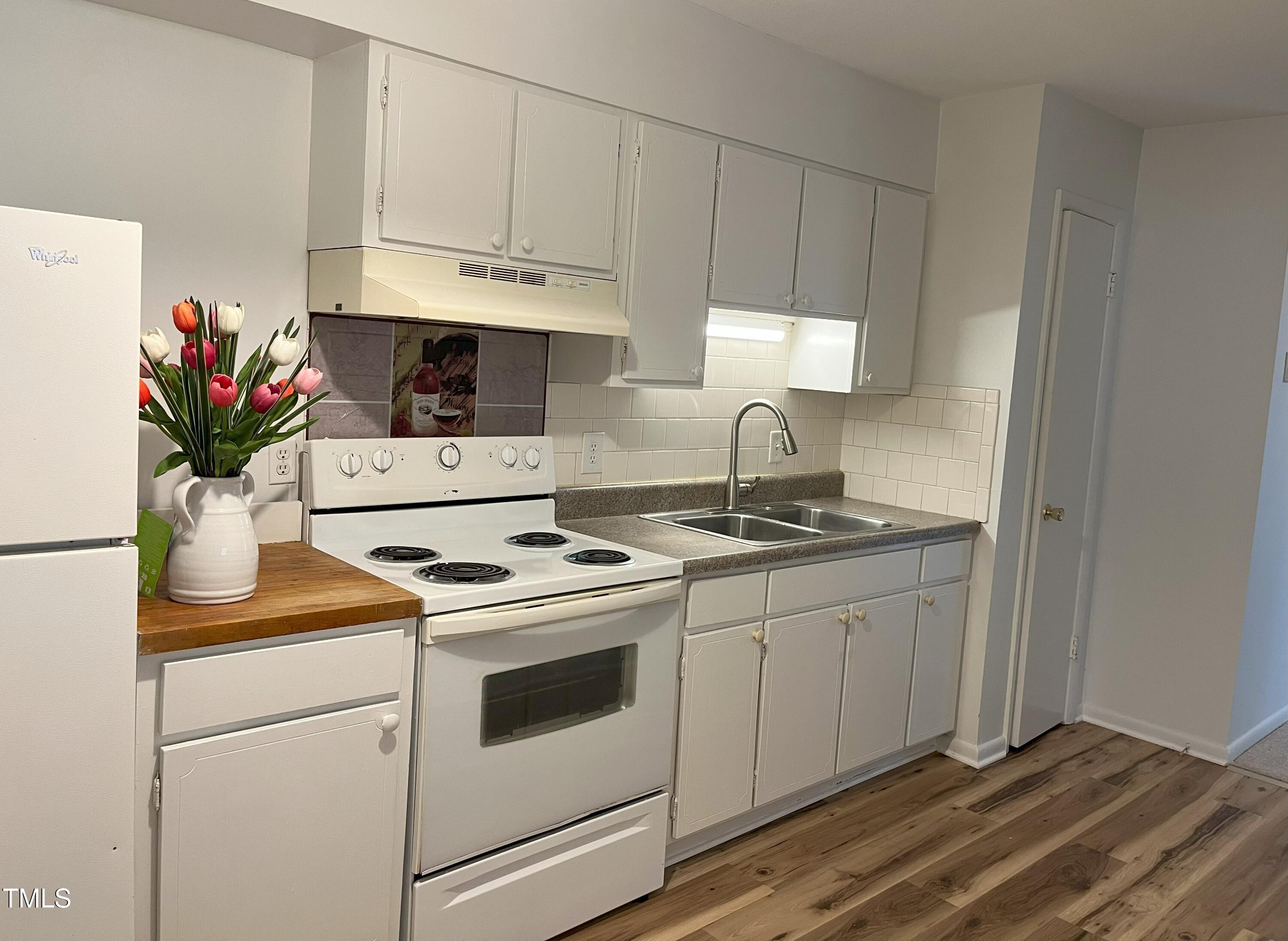 130 S Estes Drive # G5 Property Photo 16
