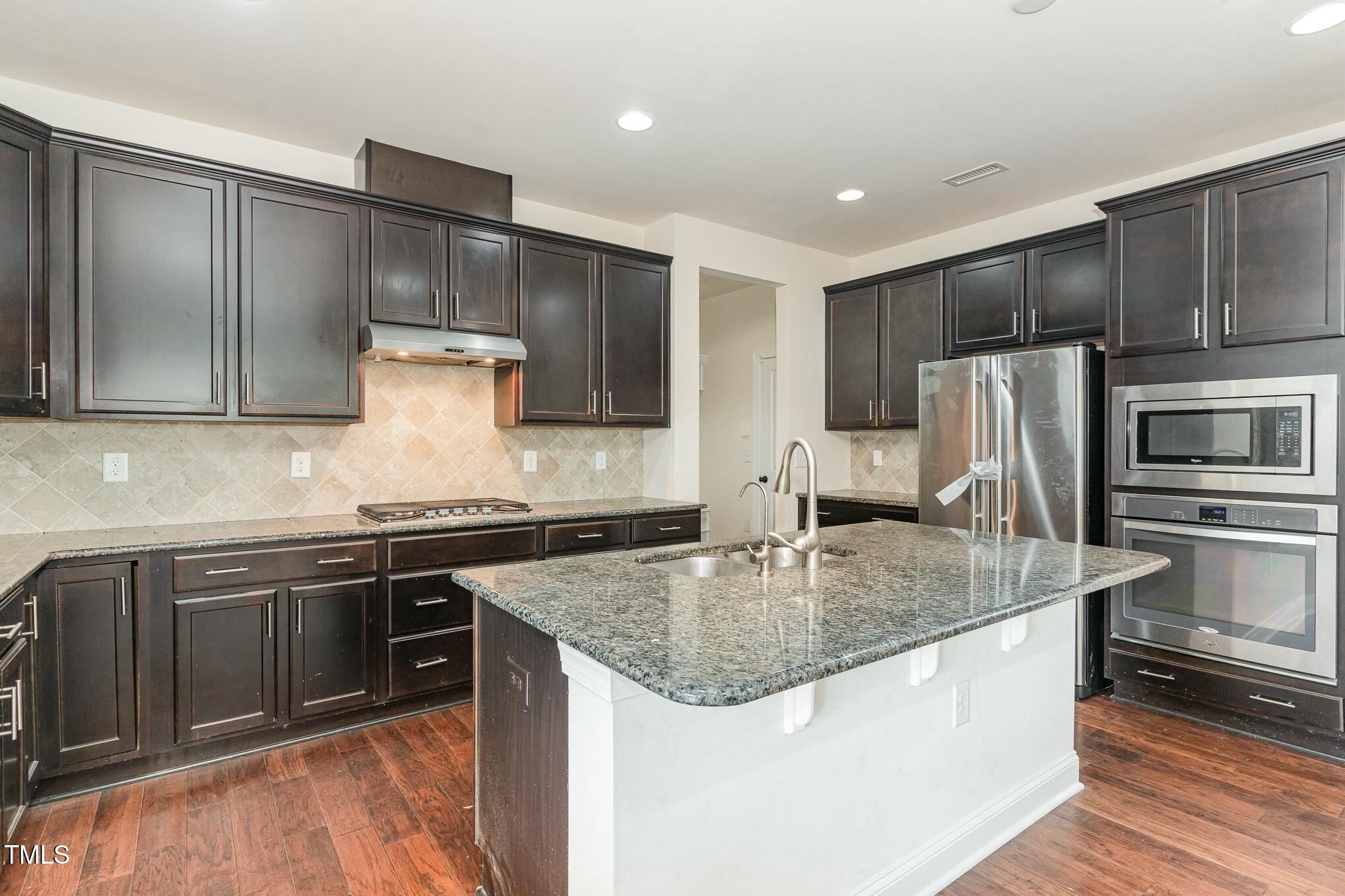 226 Begen Street Property Photo 7