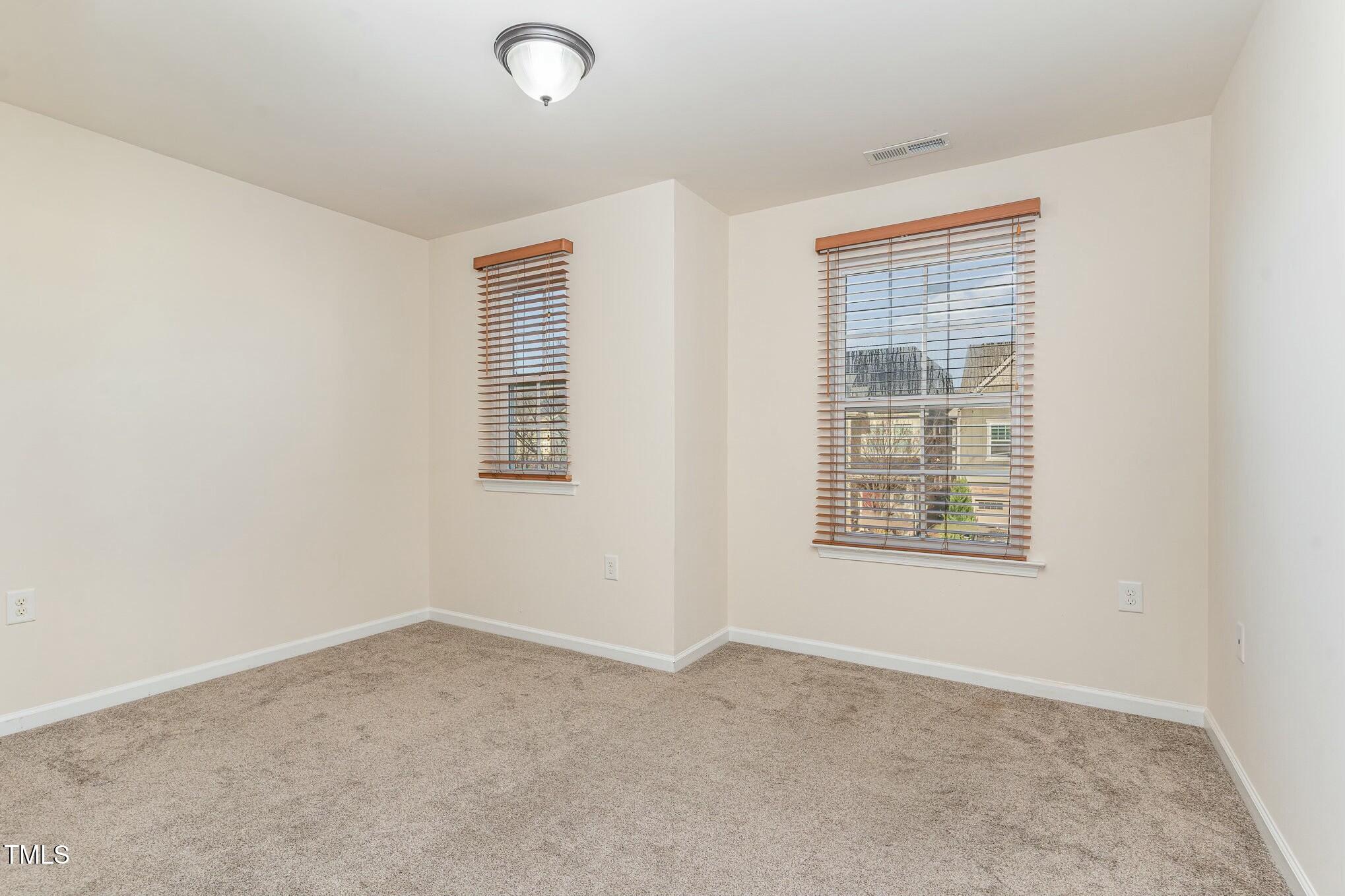 226 Begen Street Property Photo 29