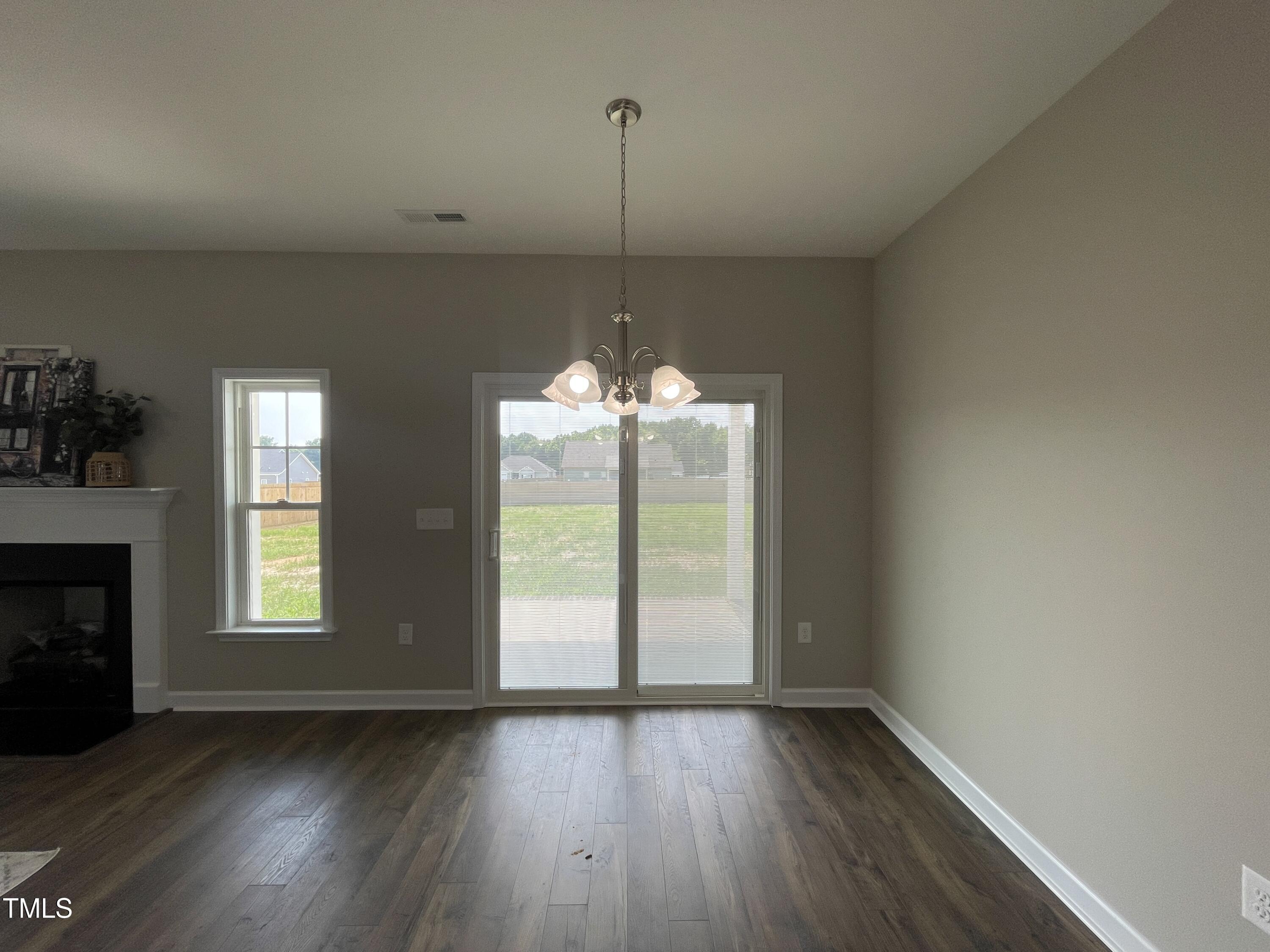 207 Dunbar Hill Drive Property Photo 4