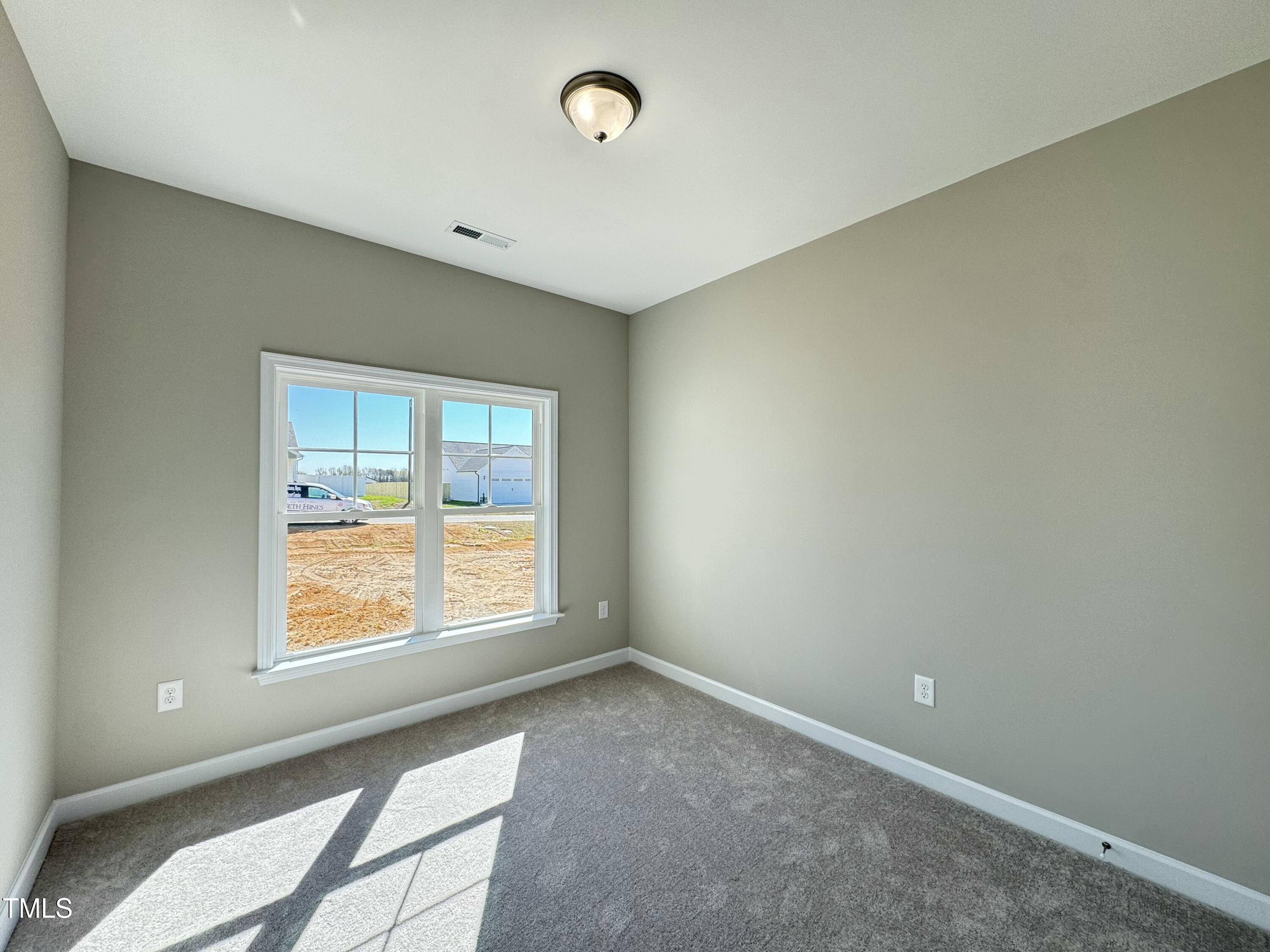 207 Dunbar Hill Drive Property Photo 10