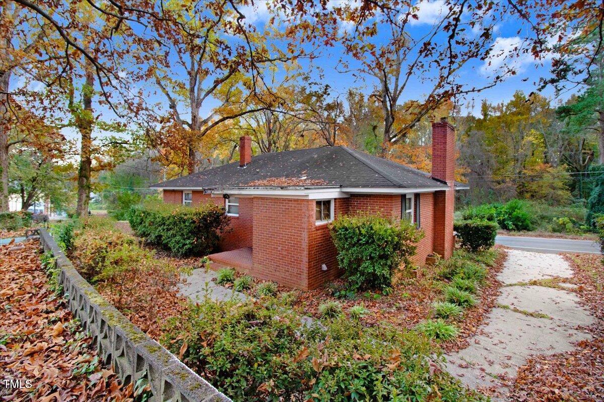 1902 Rogers Drive Property Photo 4