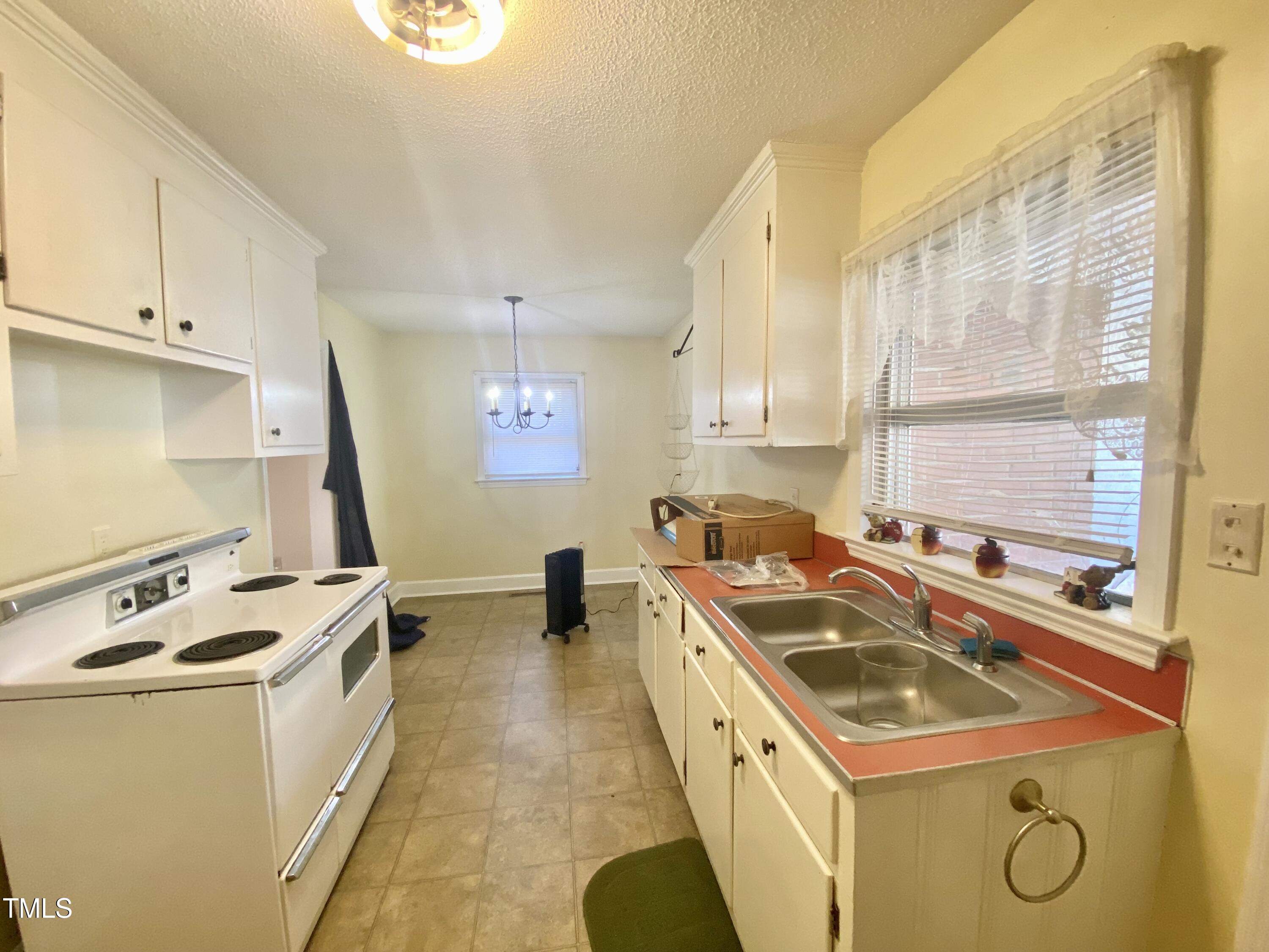 1902 Rogers Drive Property Photo 15