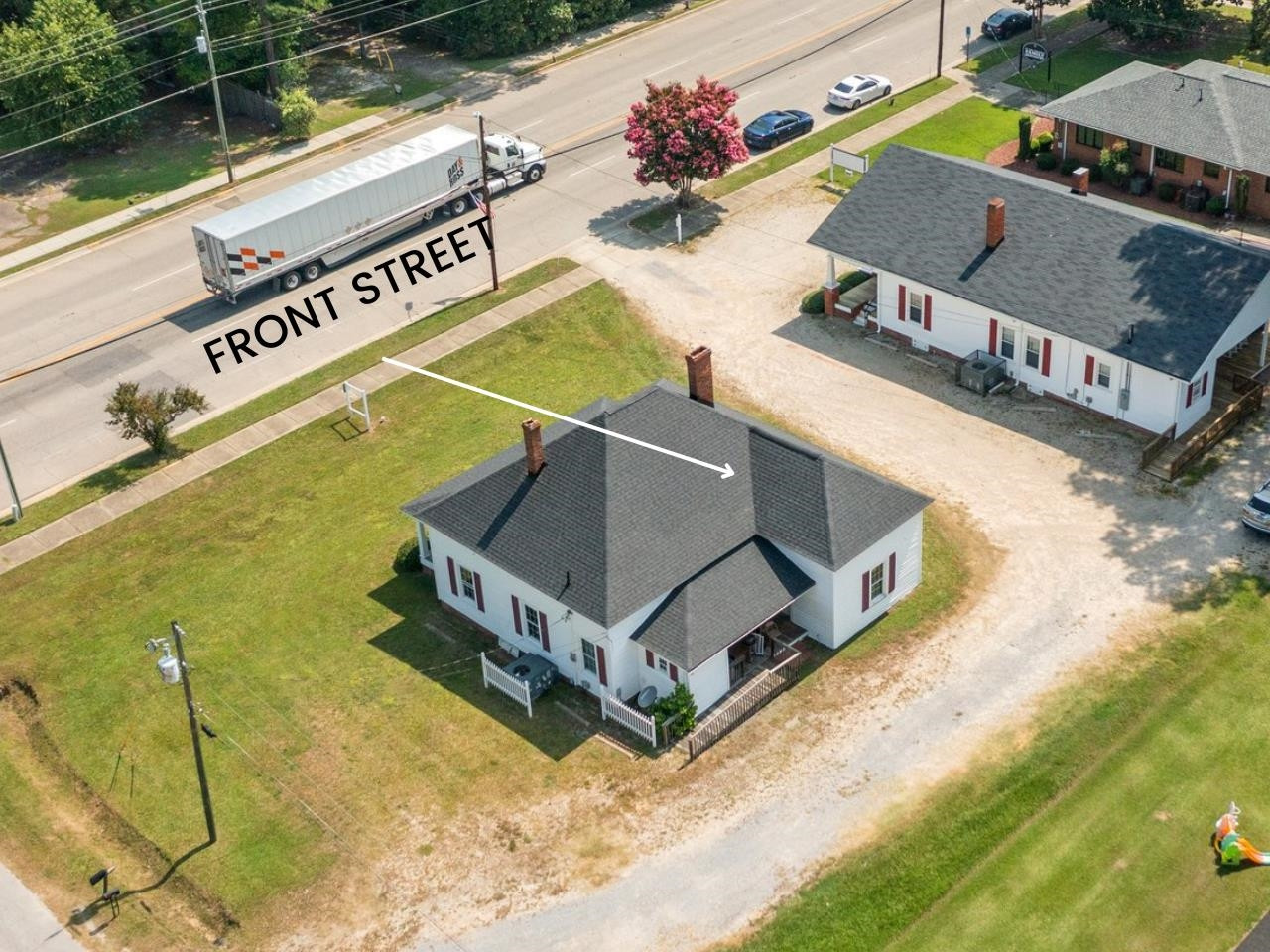 209 W Front Street Property Photo 4