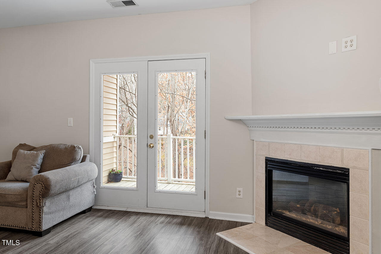 524 Glenolden Court Property Photo 18