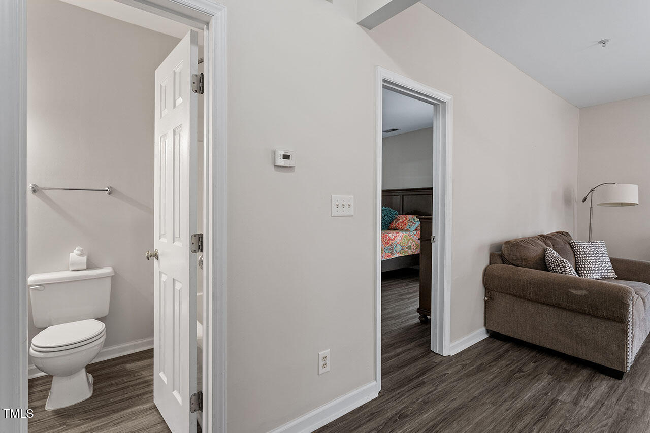 524 Glenolden Court Property Photo 20