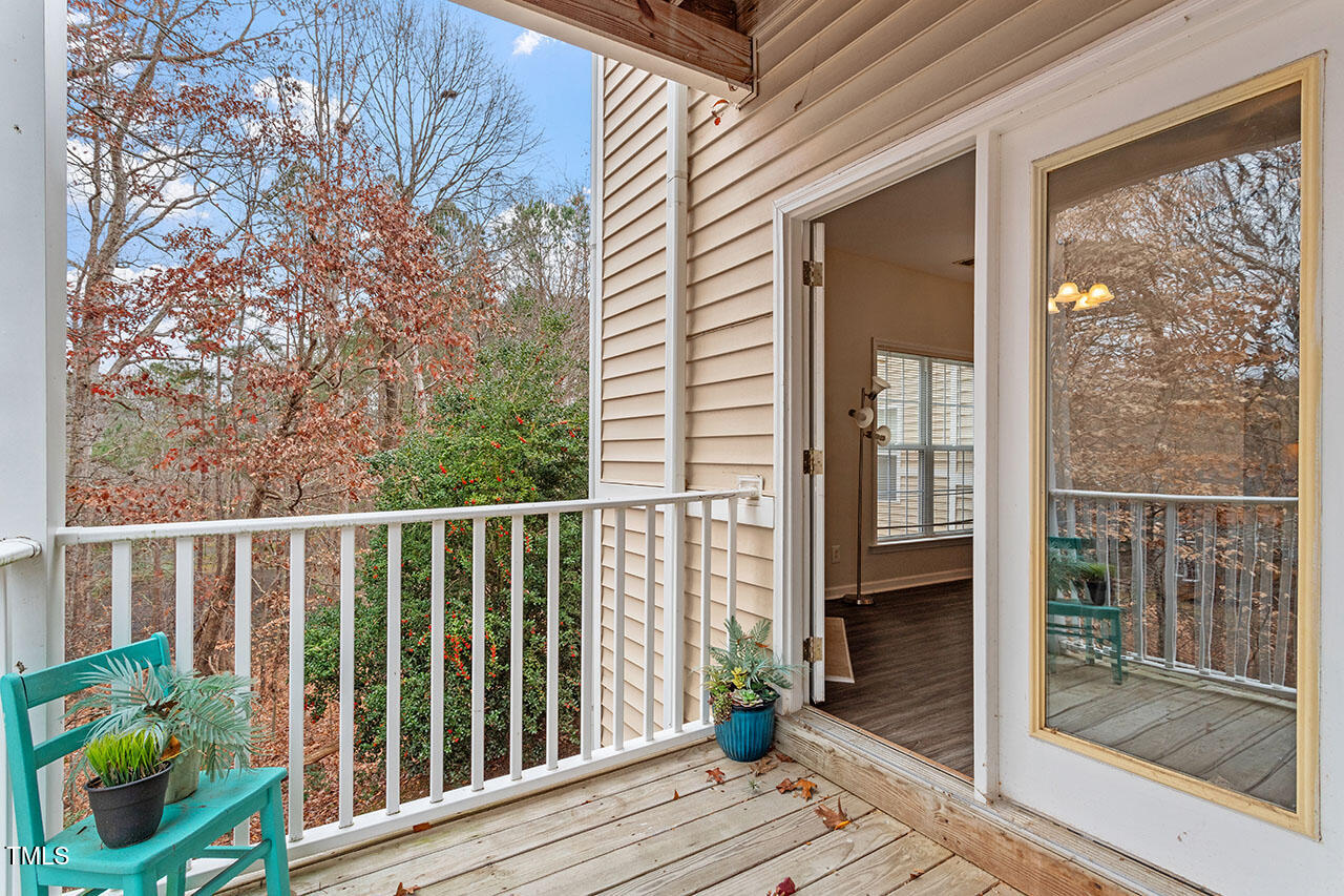 524 Glenolden Court Property Photo 27