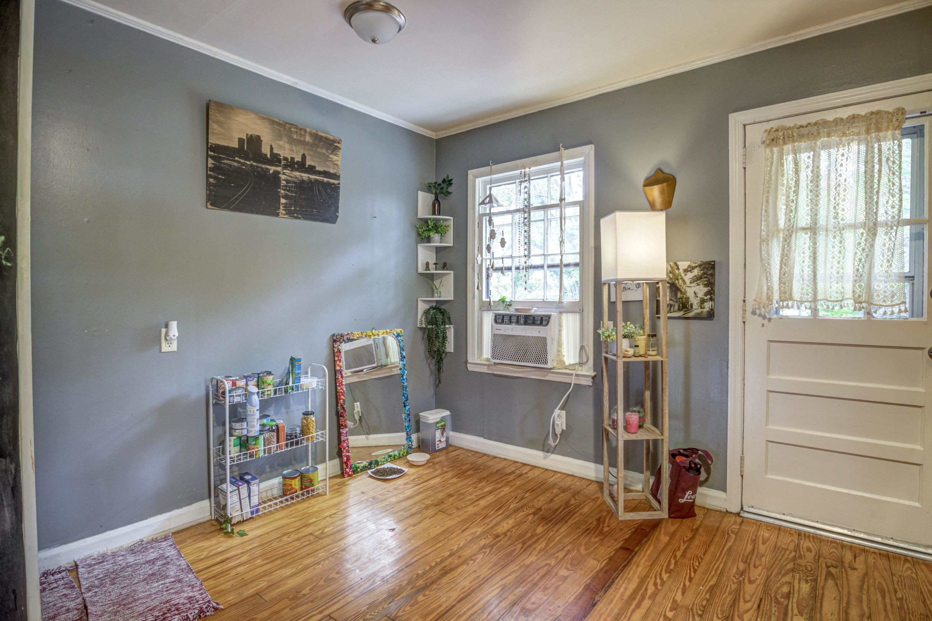 810 Brooklyn Street Property Photo 9