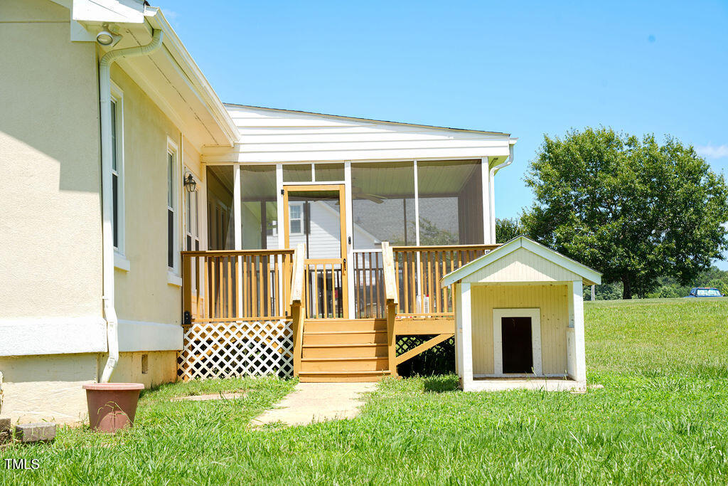 6101 Valentine Street Property Photo 6