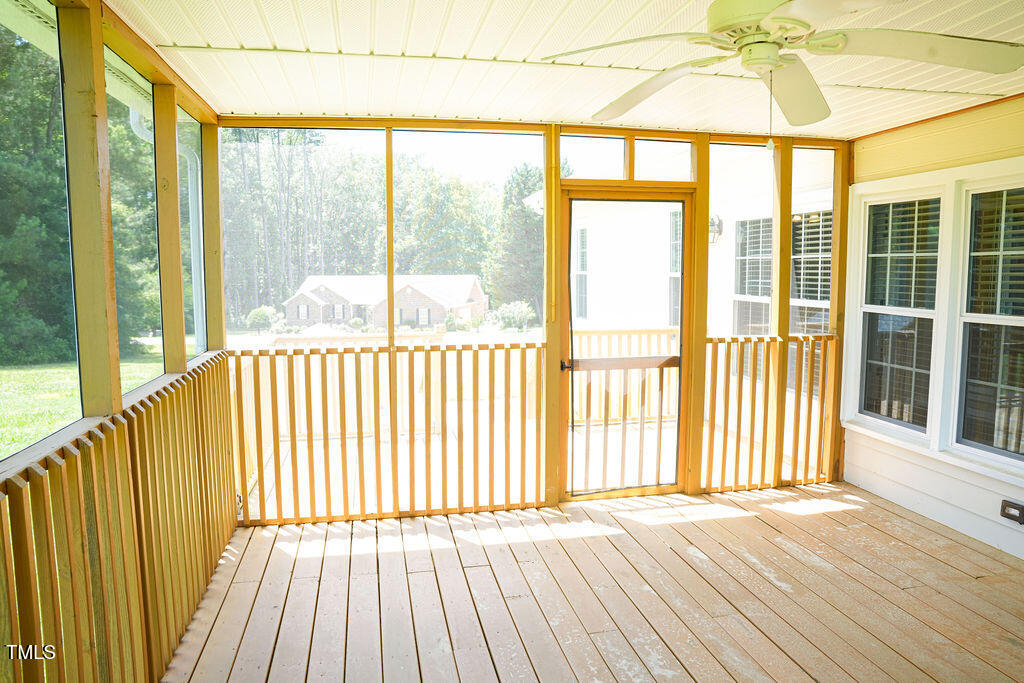6101 Valentine Street Property Photo 9