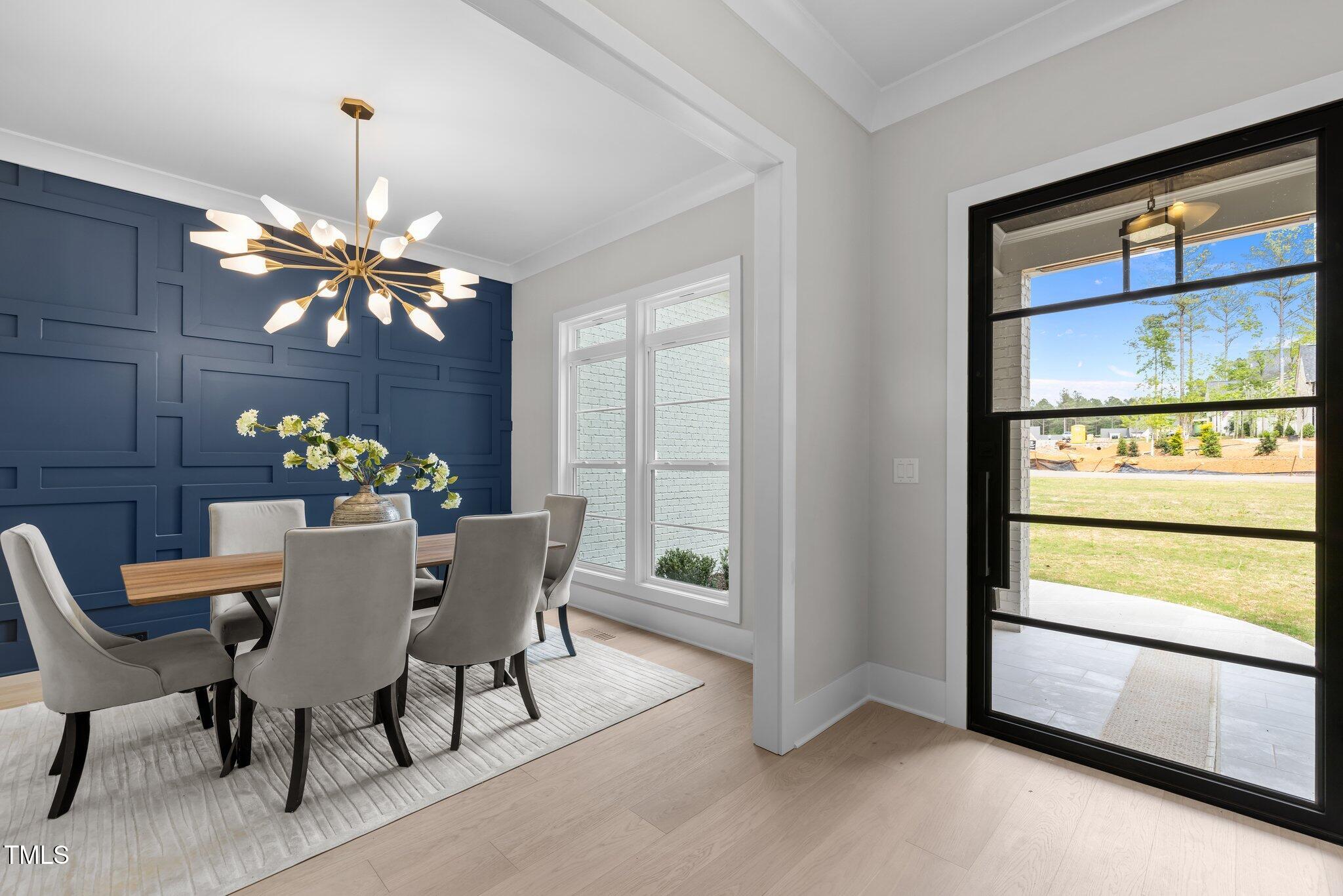 7813 Ailesbury Road Property Photo 3