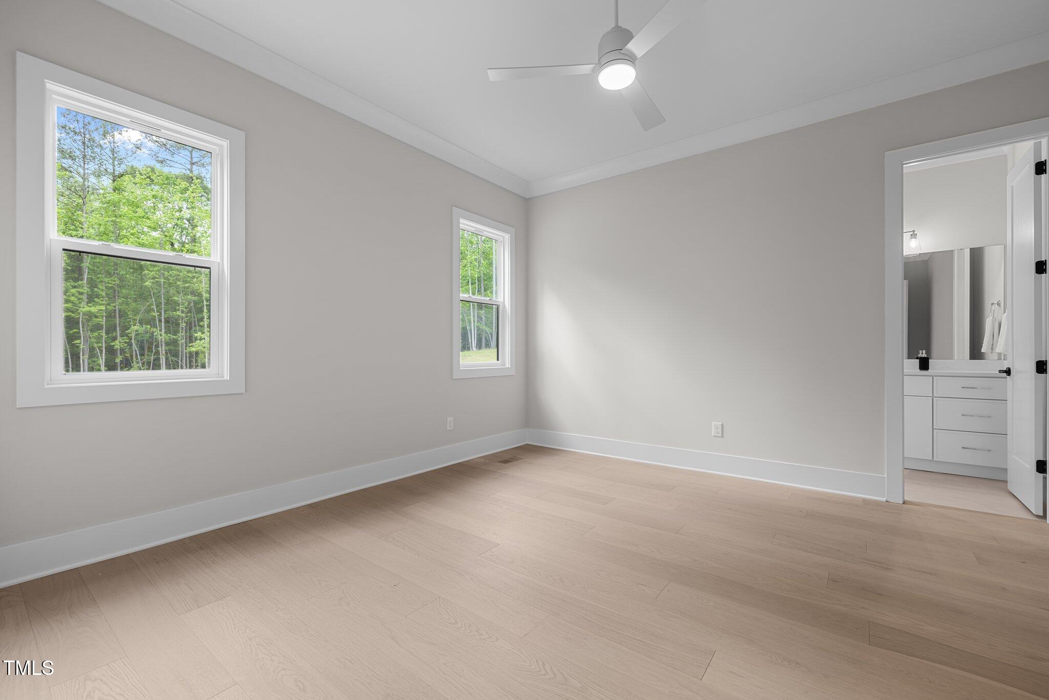 7813 Ailesbury Road Property Photo 23