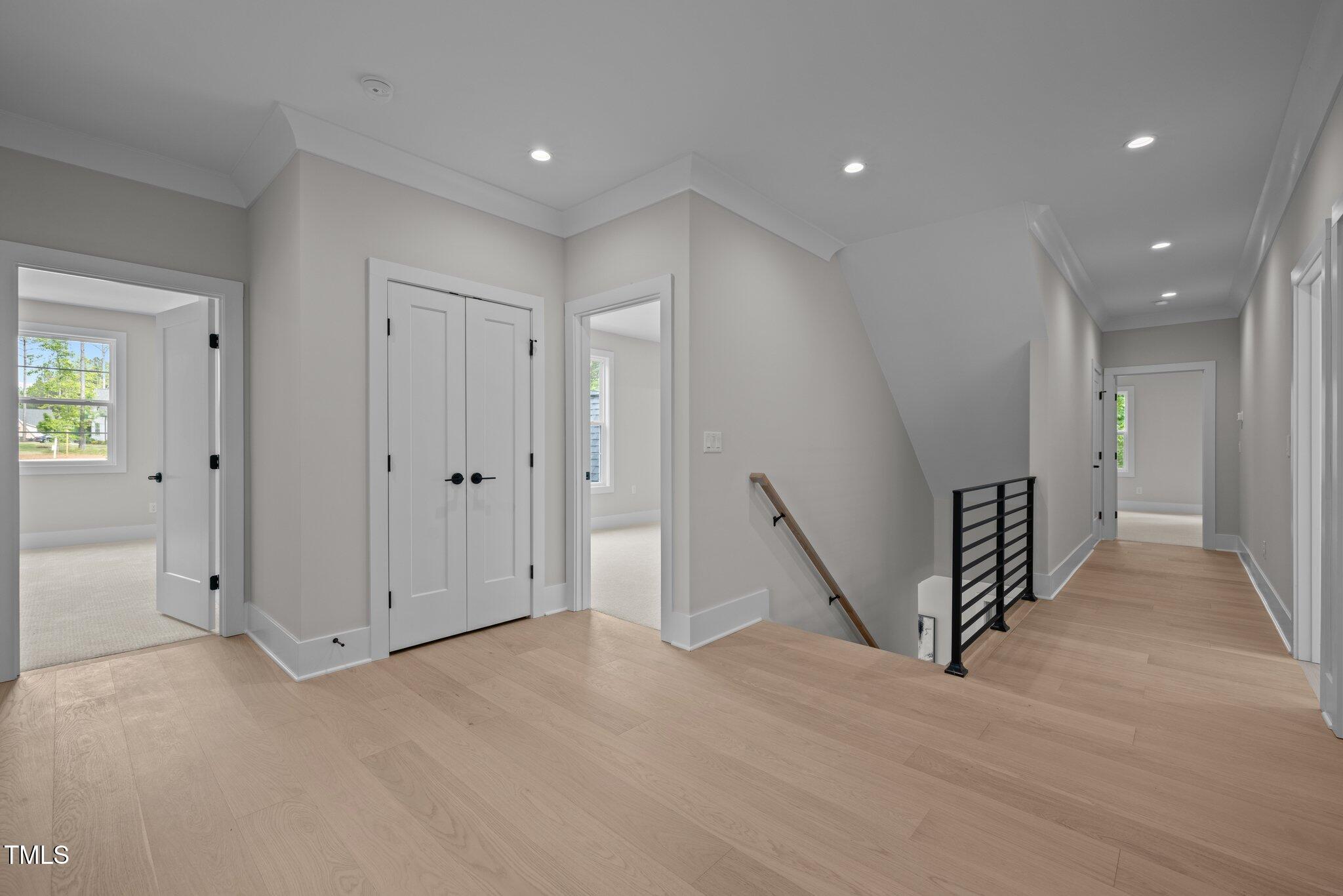 7813 Ailesbury Road Property Photo 27