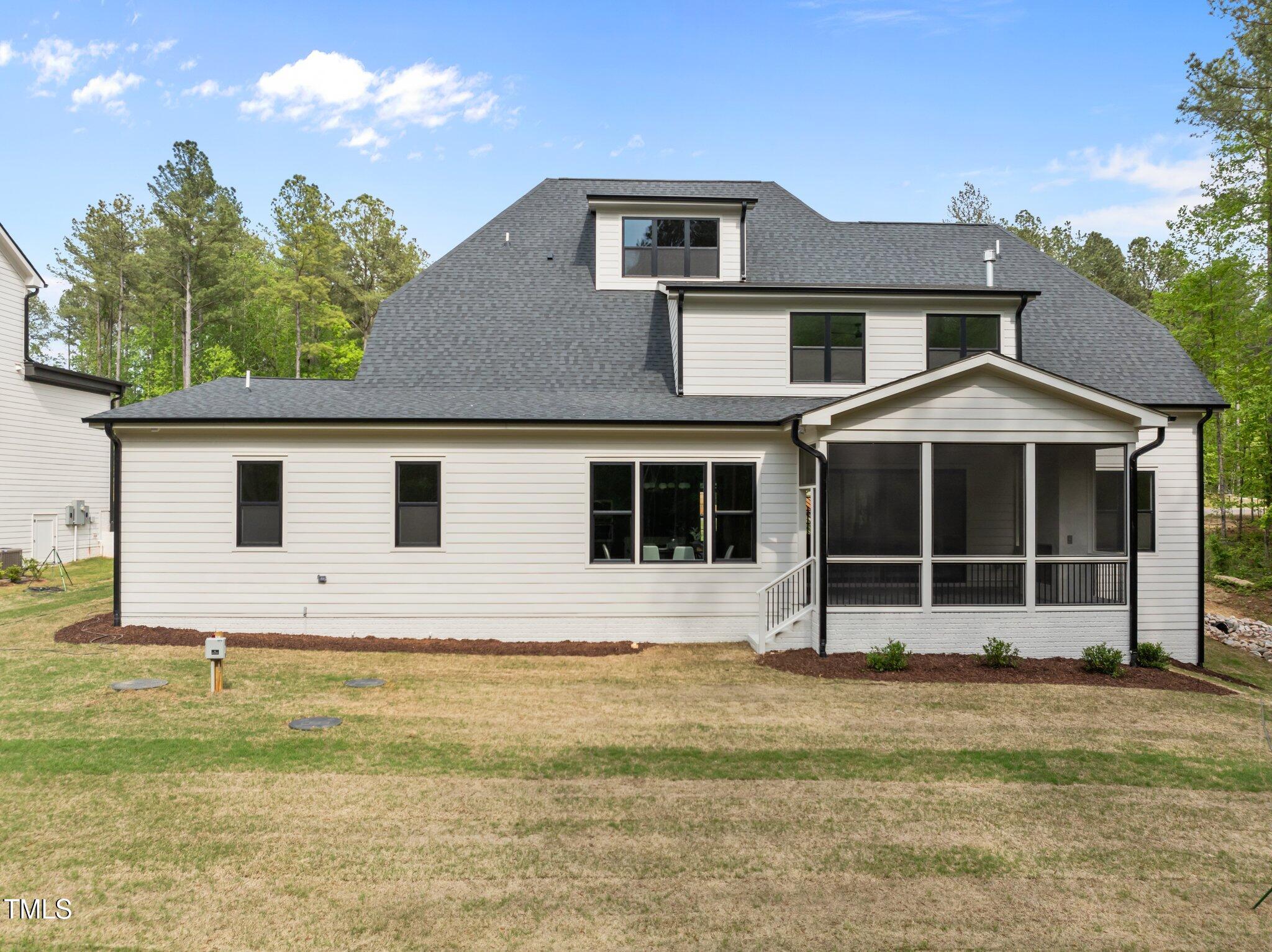 7813 Ailesbury Road Property Photo 48