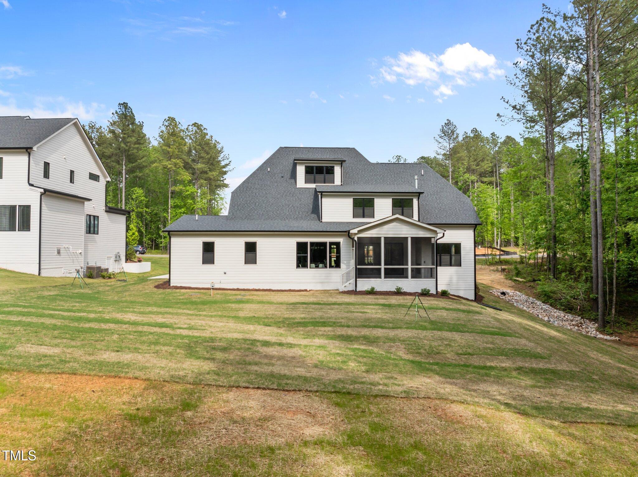 7813 Ailesbury Road Property Photo 49