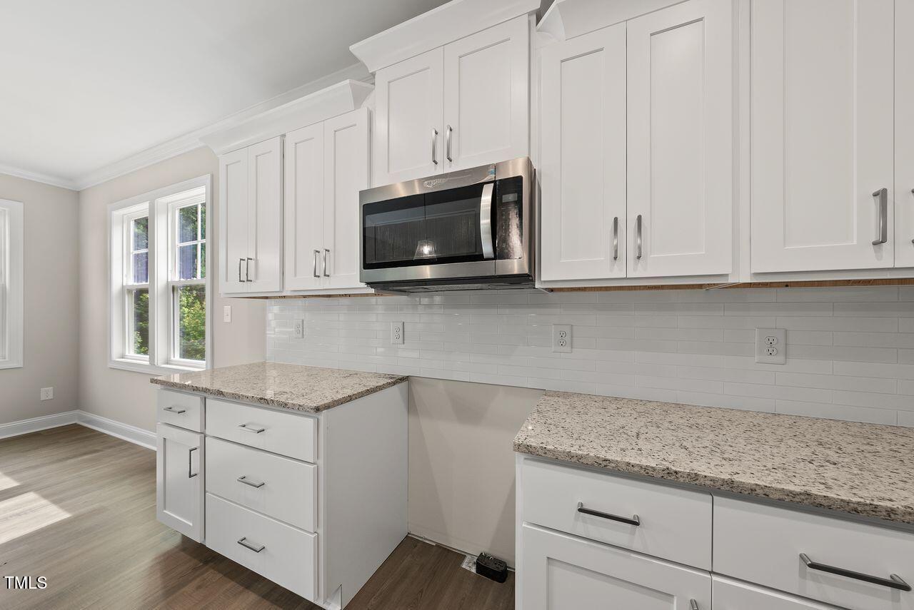 40 Moonraker Drive Property Photo 9