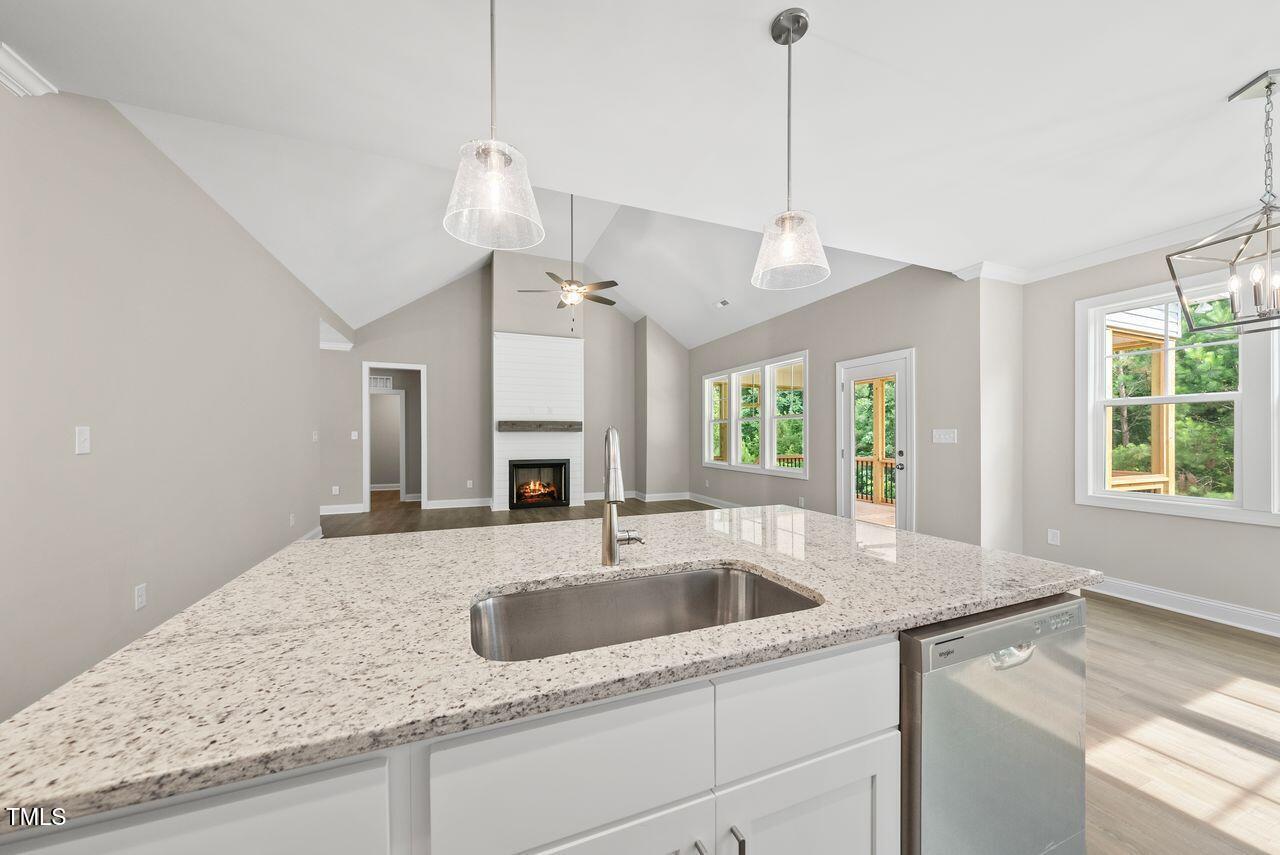 40 Moonraker Drive Property Photo 10