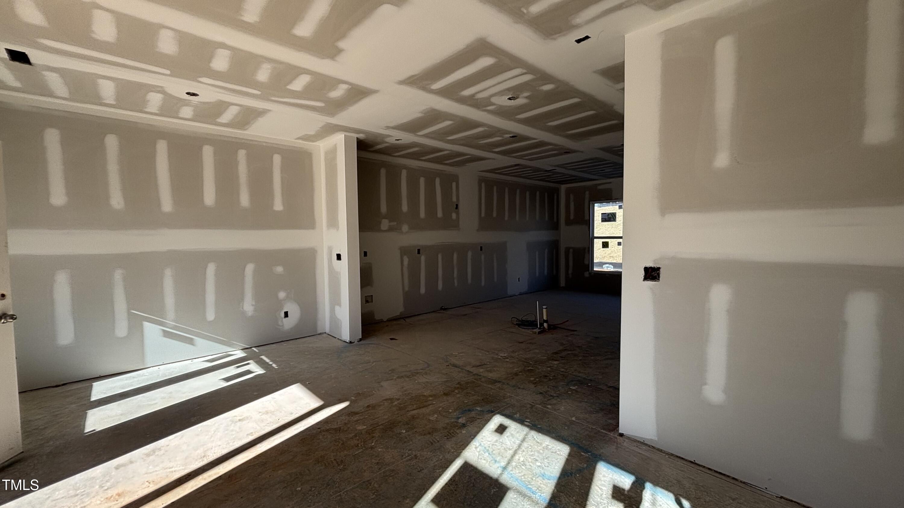 85 Windchime Court Property Photo 6