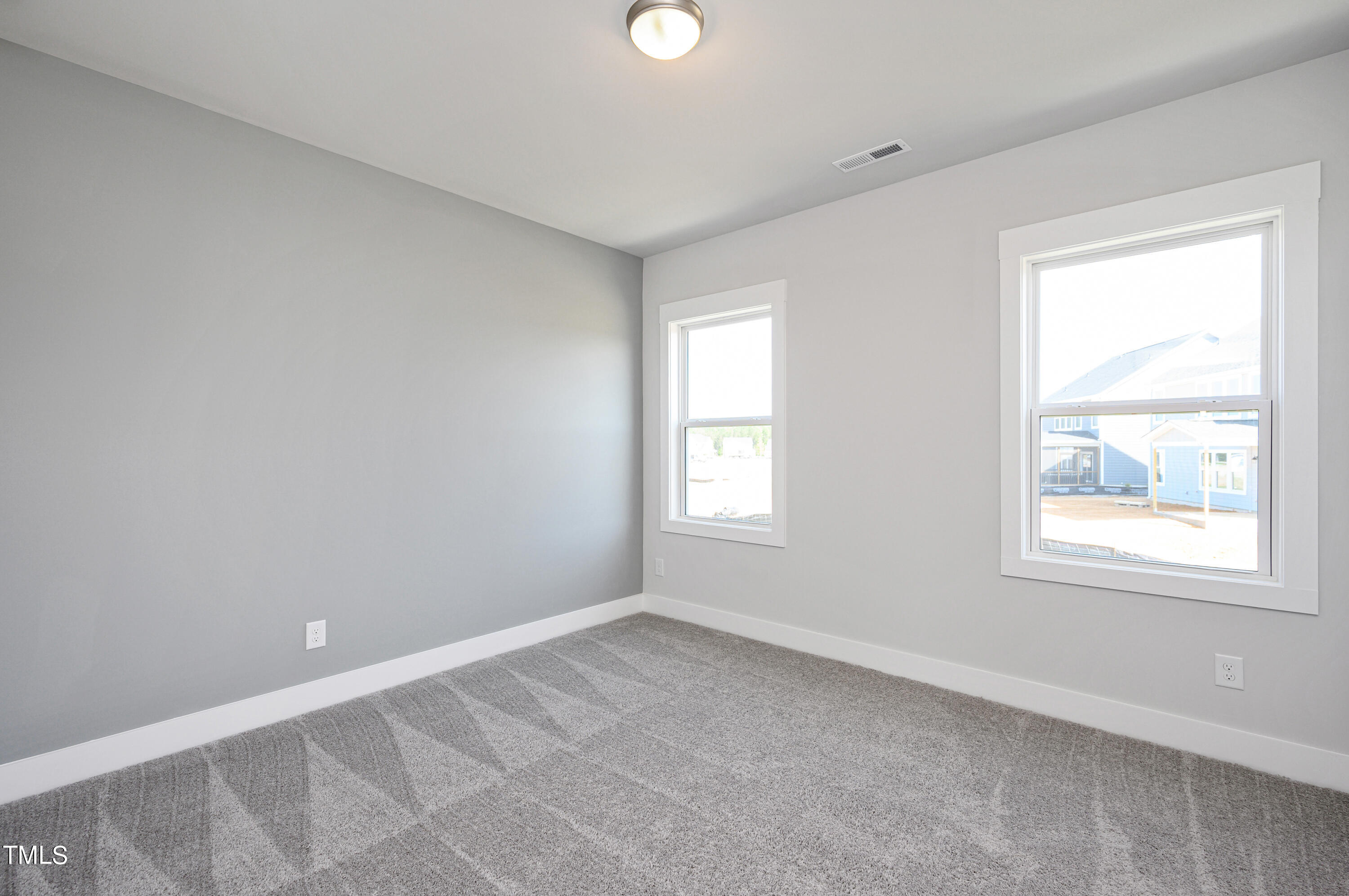 85 Windchime Court Property Photo 13