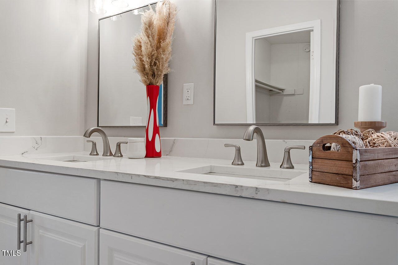 2950 Wildberry Court Property Photo 21
