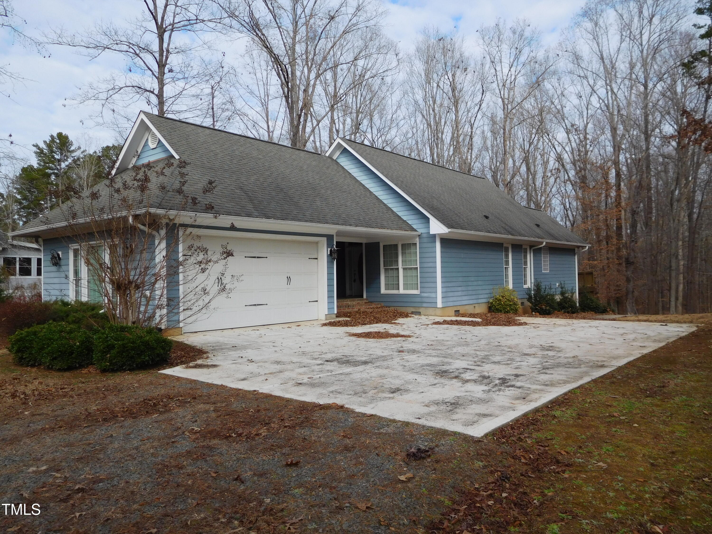 513 Port Drive Property Photo 1