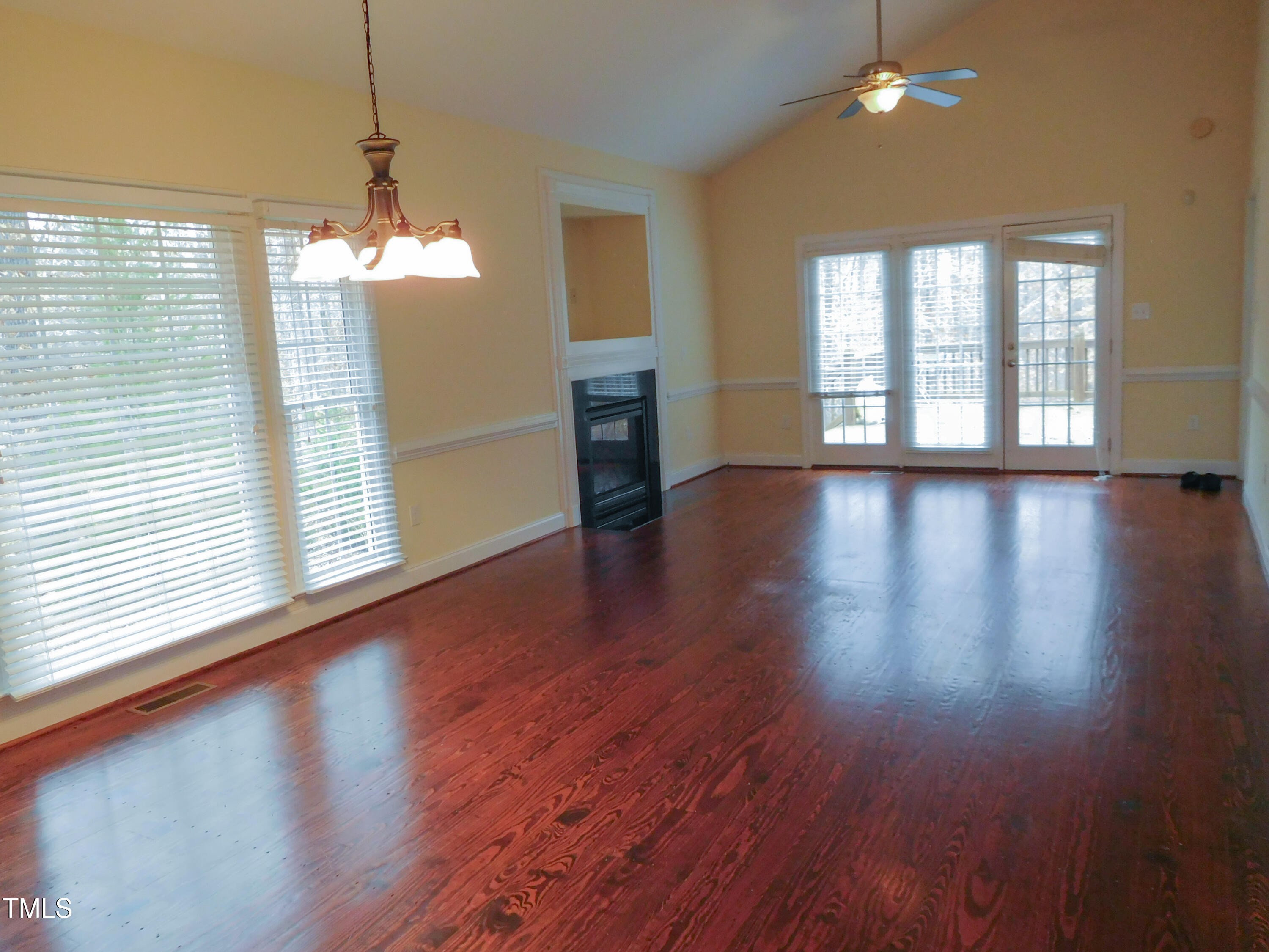 513 Port Drive Property Photo 2