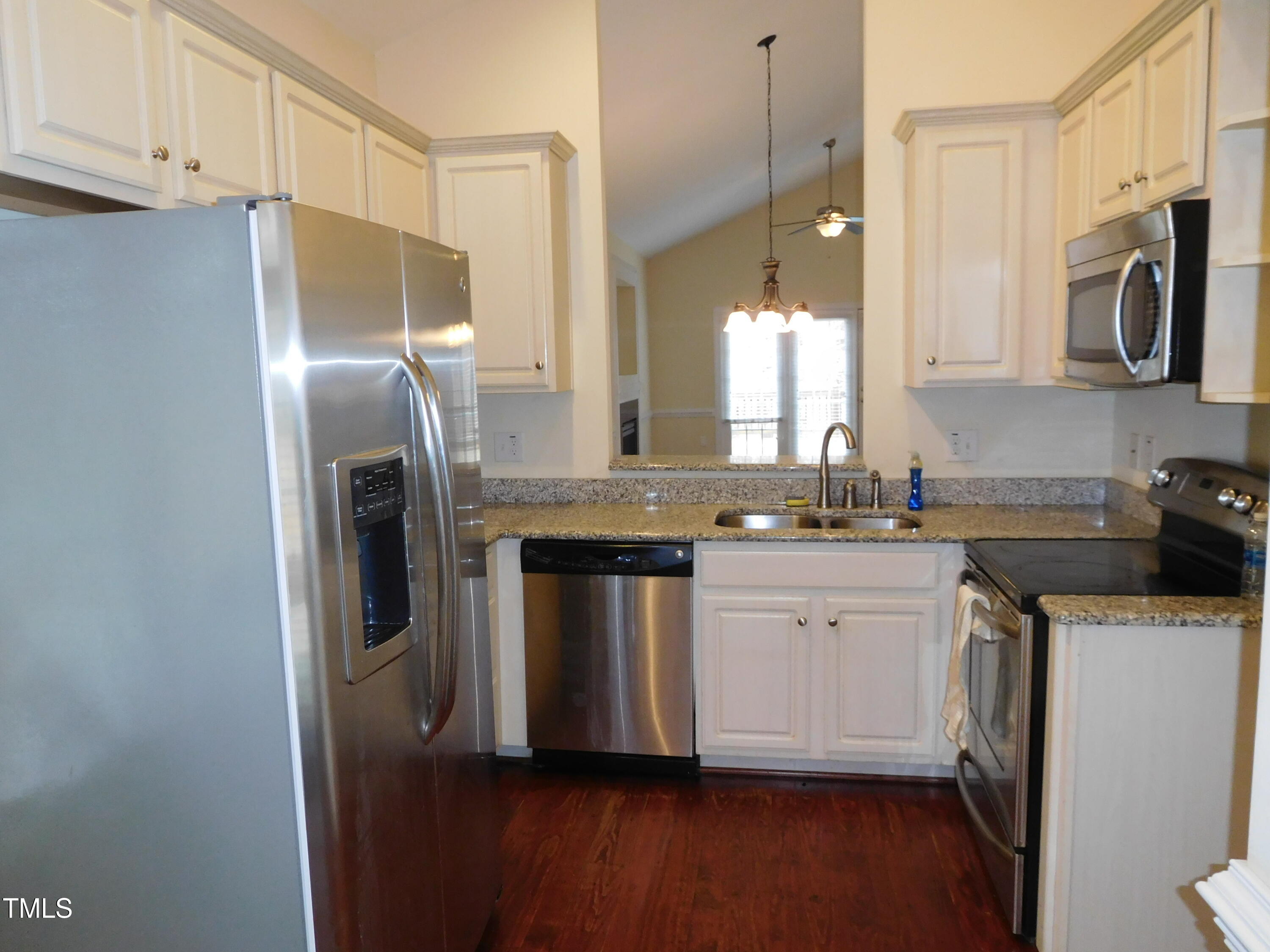 513 Port Drive Property Photo 3